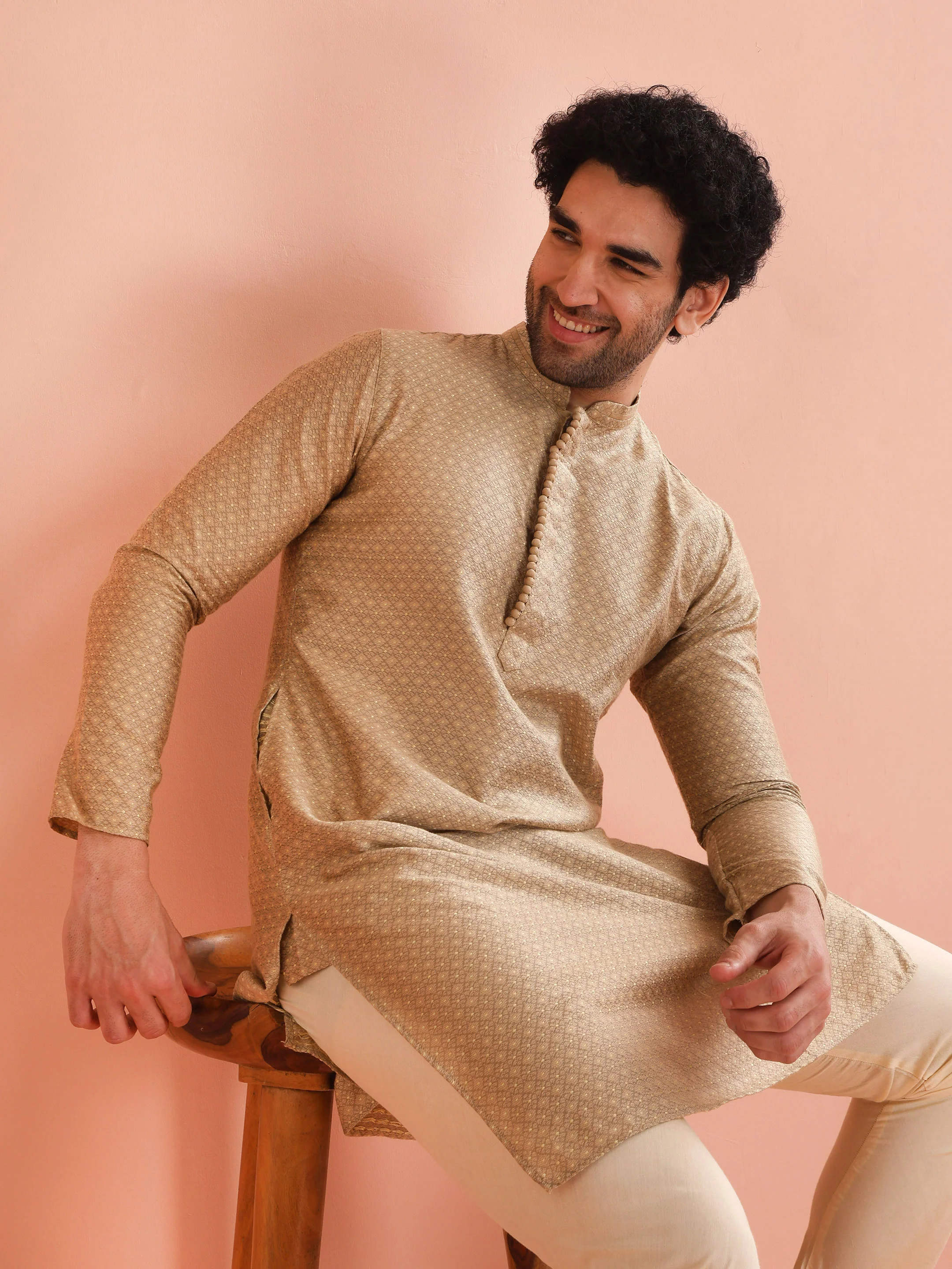 Beige Silk Blend Textured Kurta Churidar Set - Image 7