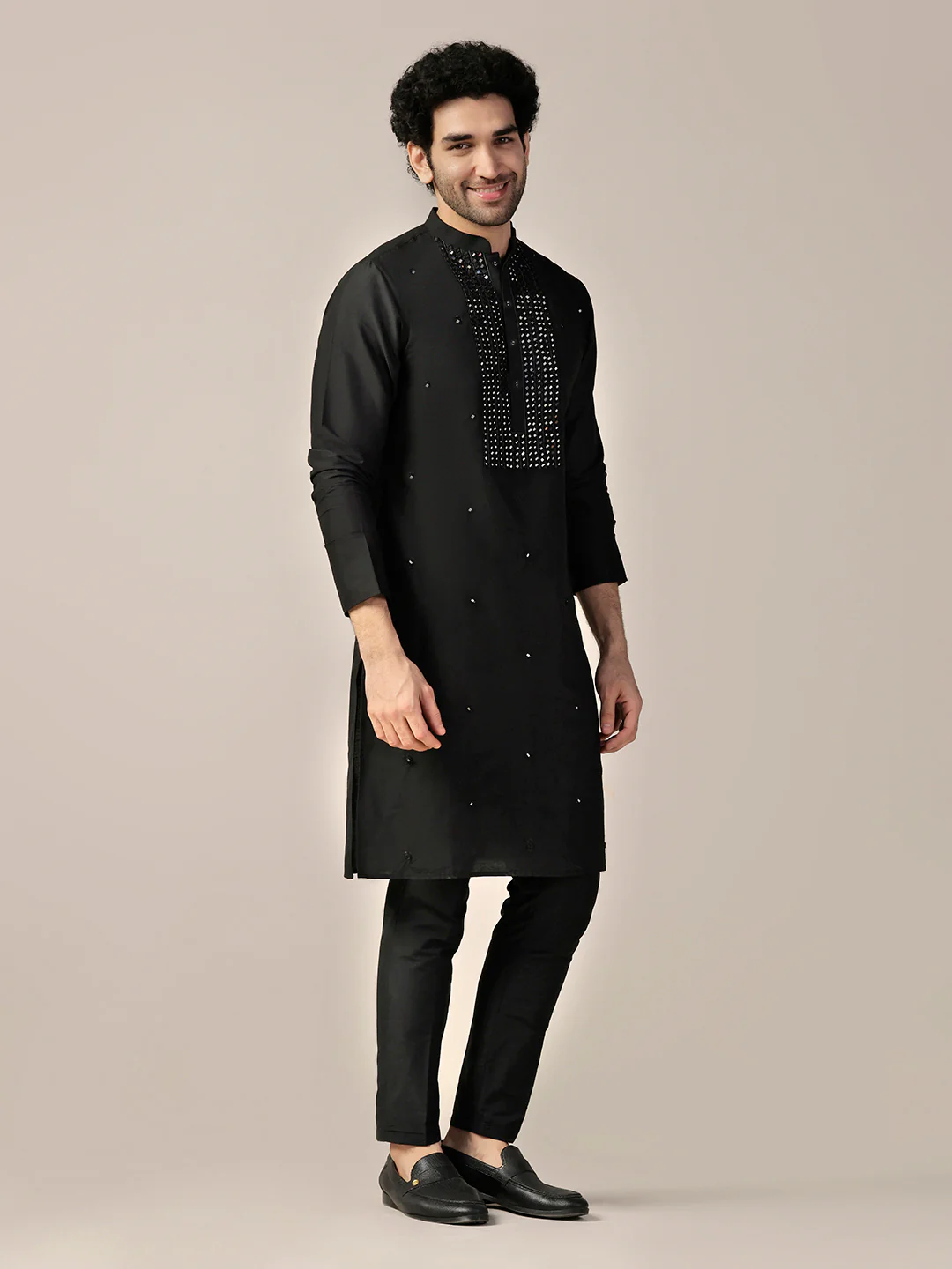 Black Cotton Blend Embroidered Long Kurta - Image 2
