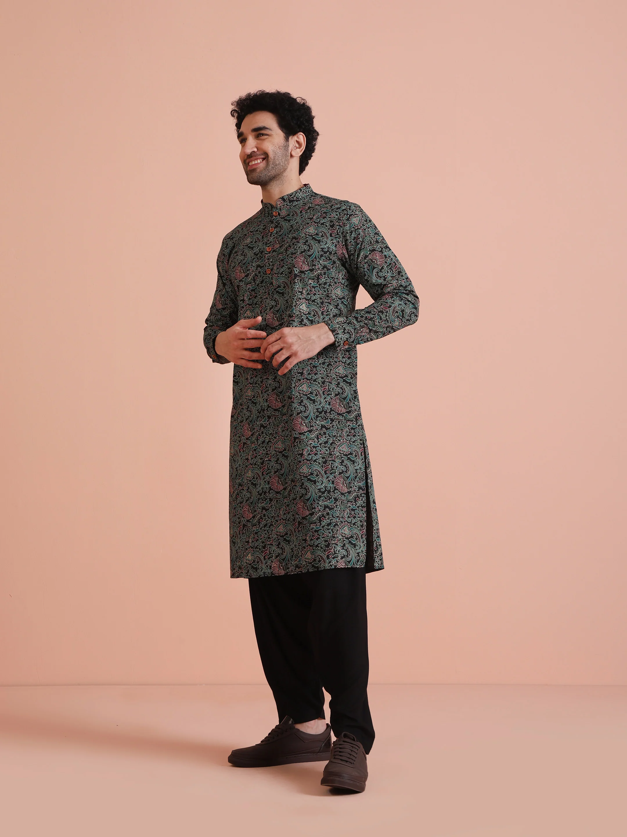 Black Cotton Blend Printed Kurta - Image 2