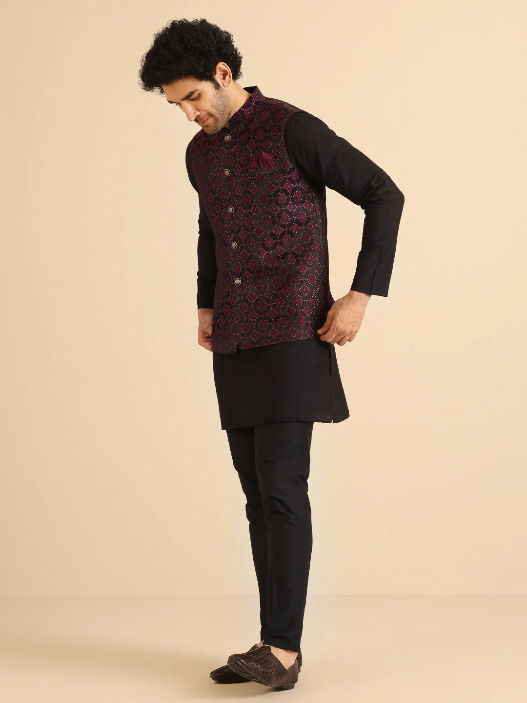 Black Cotton Silk Burgundy Textured Nehru Jacket Kurta Trouser - Image 2