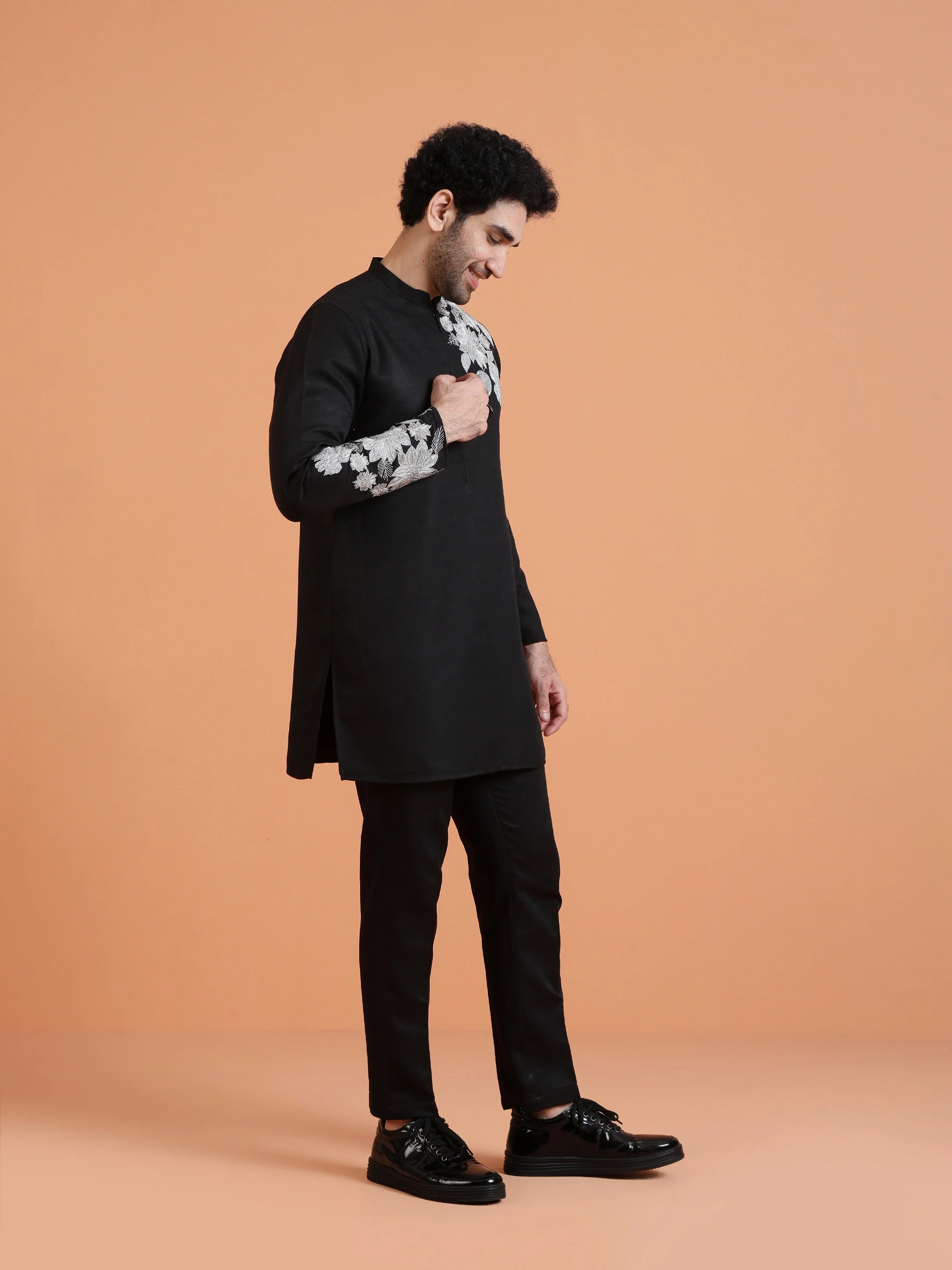 Black Cotton Silk Floral Embroidered Kurta - Image 2