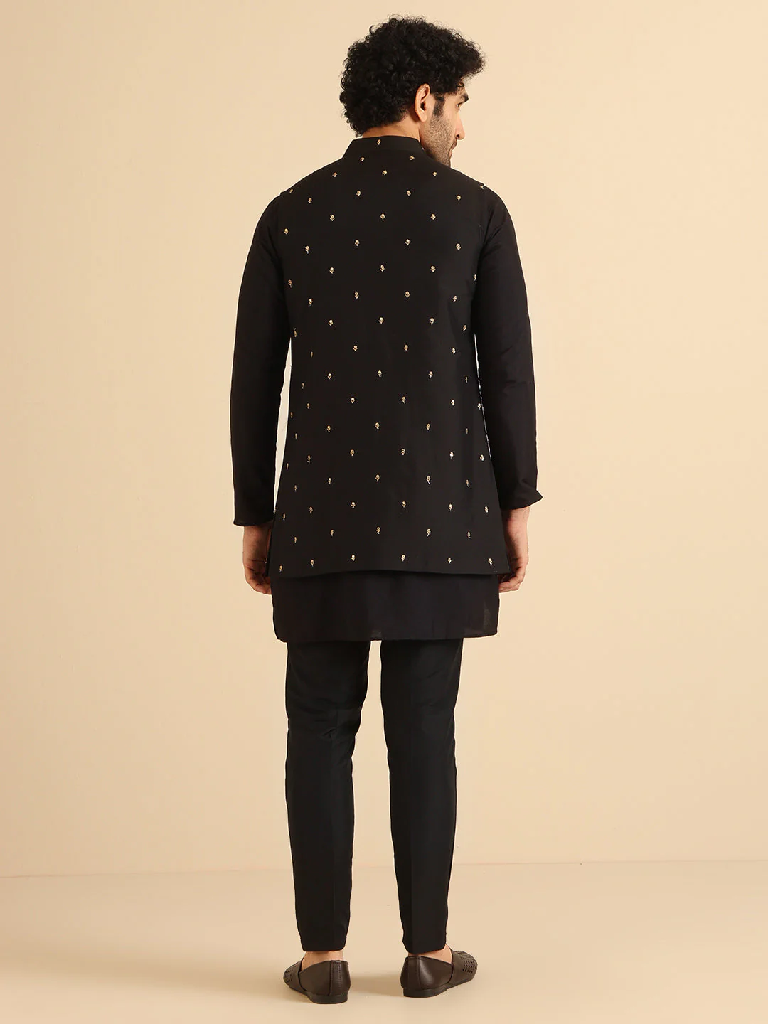 Black Embroidered Jacket Set - Image 4