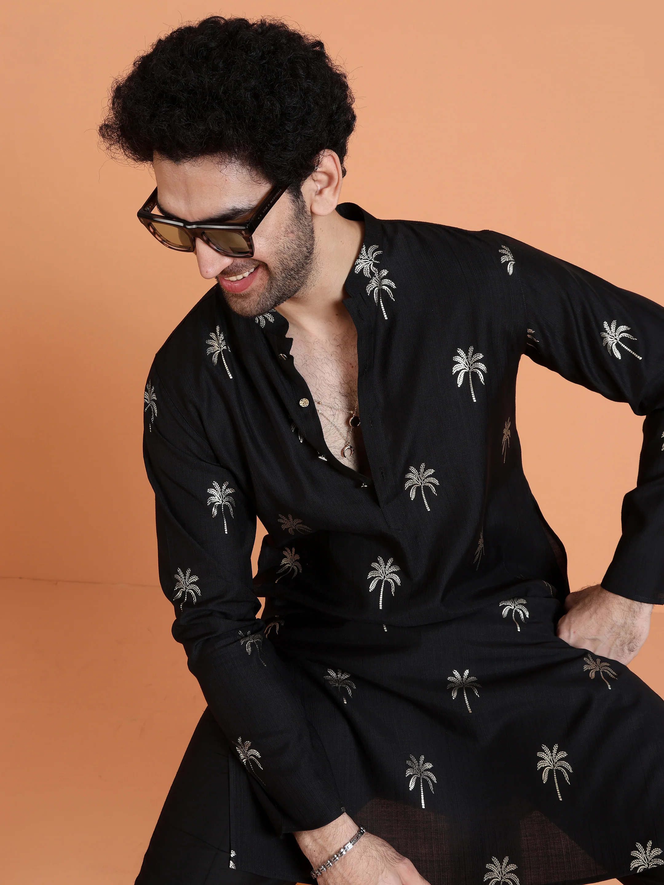 Black Embroidered Kurta- Festive Ethnic Wear - Image 7
