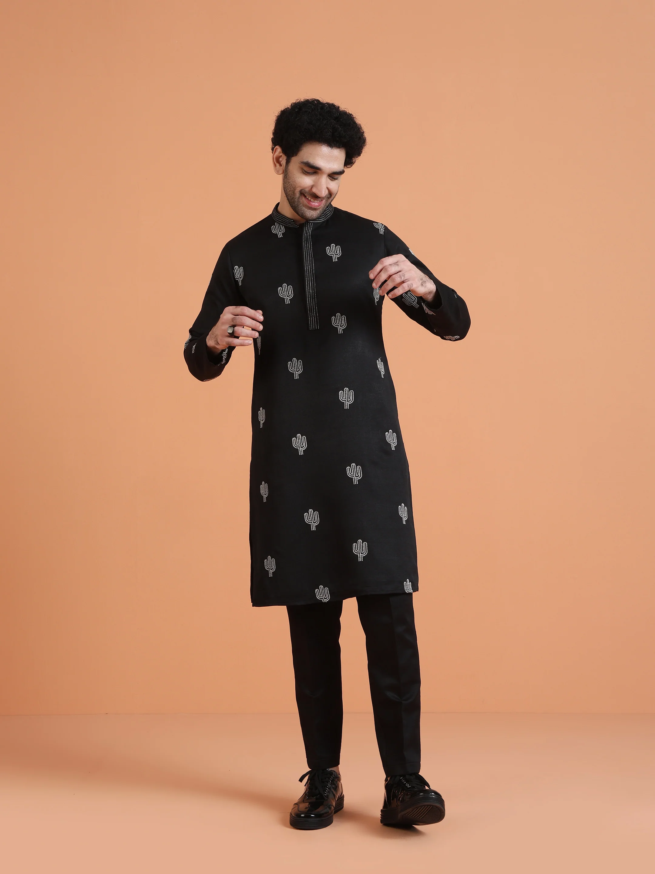 Black Embroidered Kurta with Black Trouser Set – Contemporary Festive Outfit - Image 7