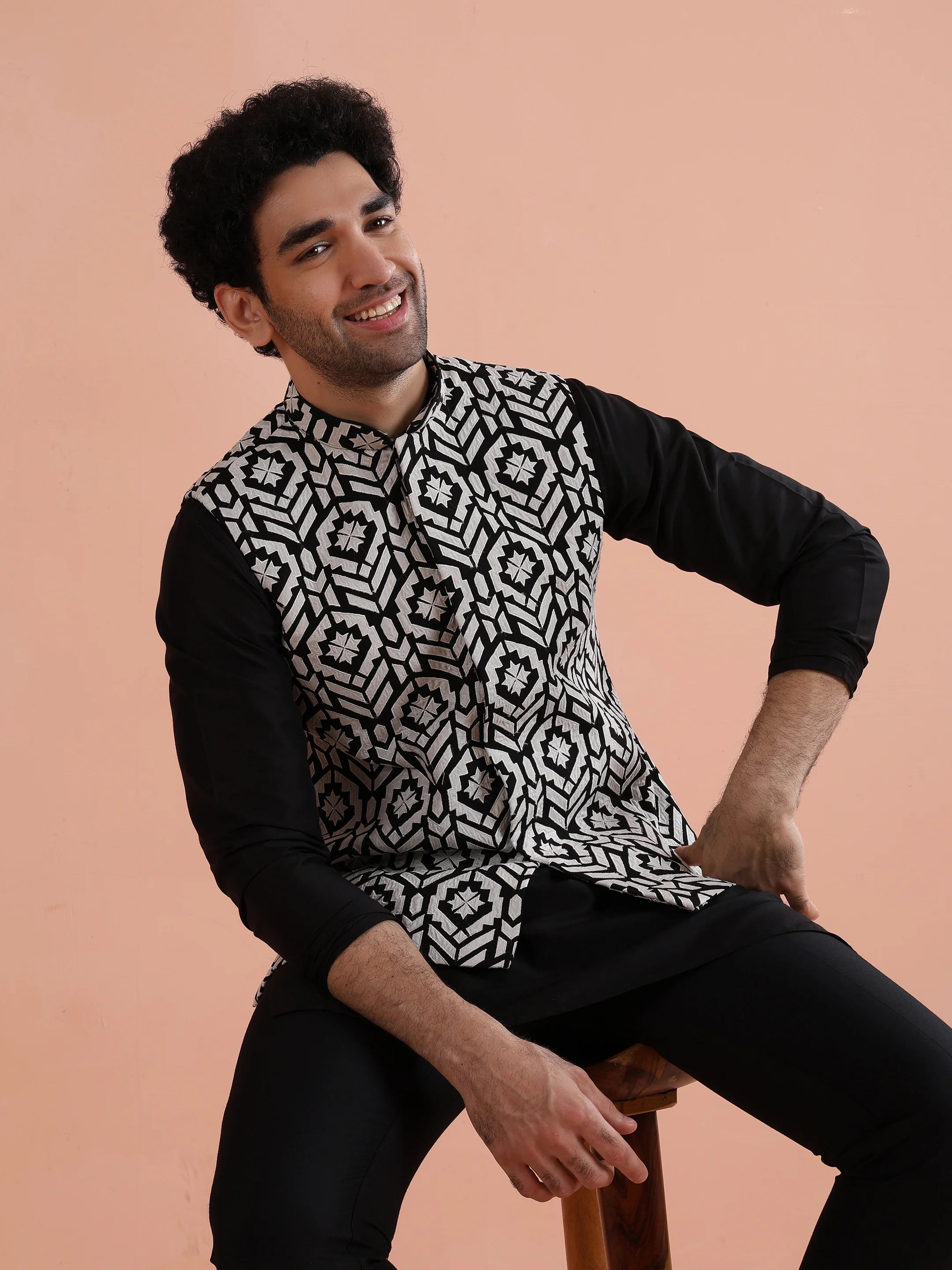Black Geometric Kurta Jacket Set - Image 4