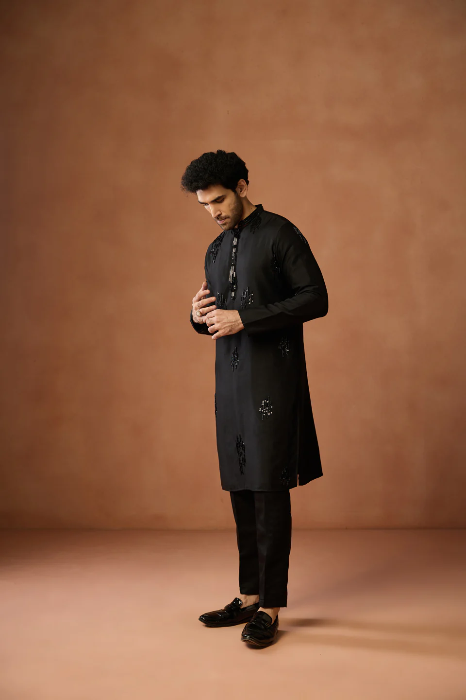 Black Silk Blend Beaded Long Kurta - Image 3