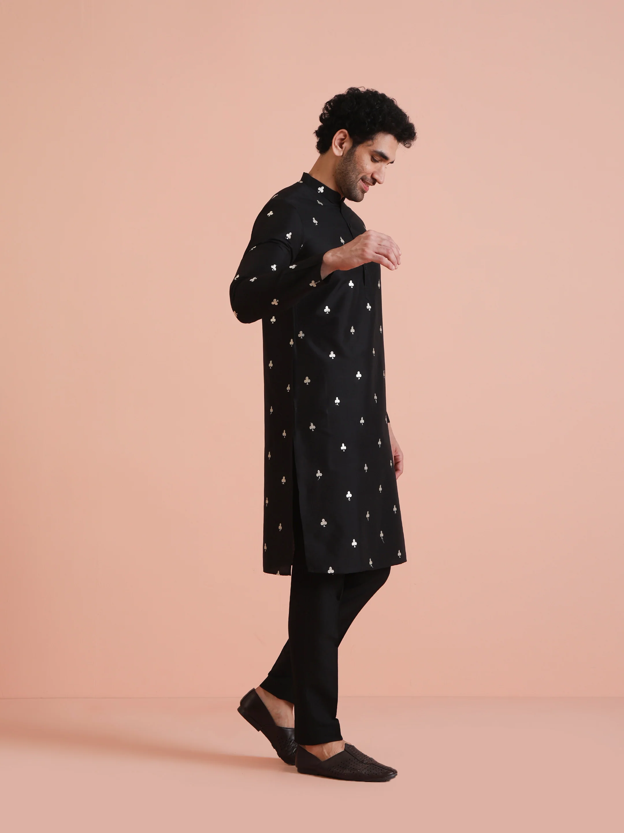 Black Silk Blend Embroidered Long Kurta - Image 3