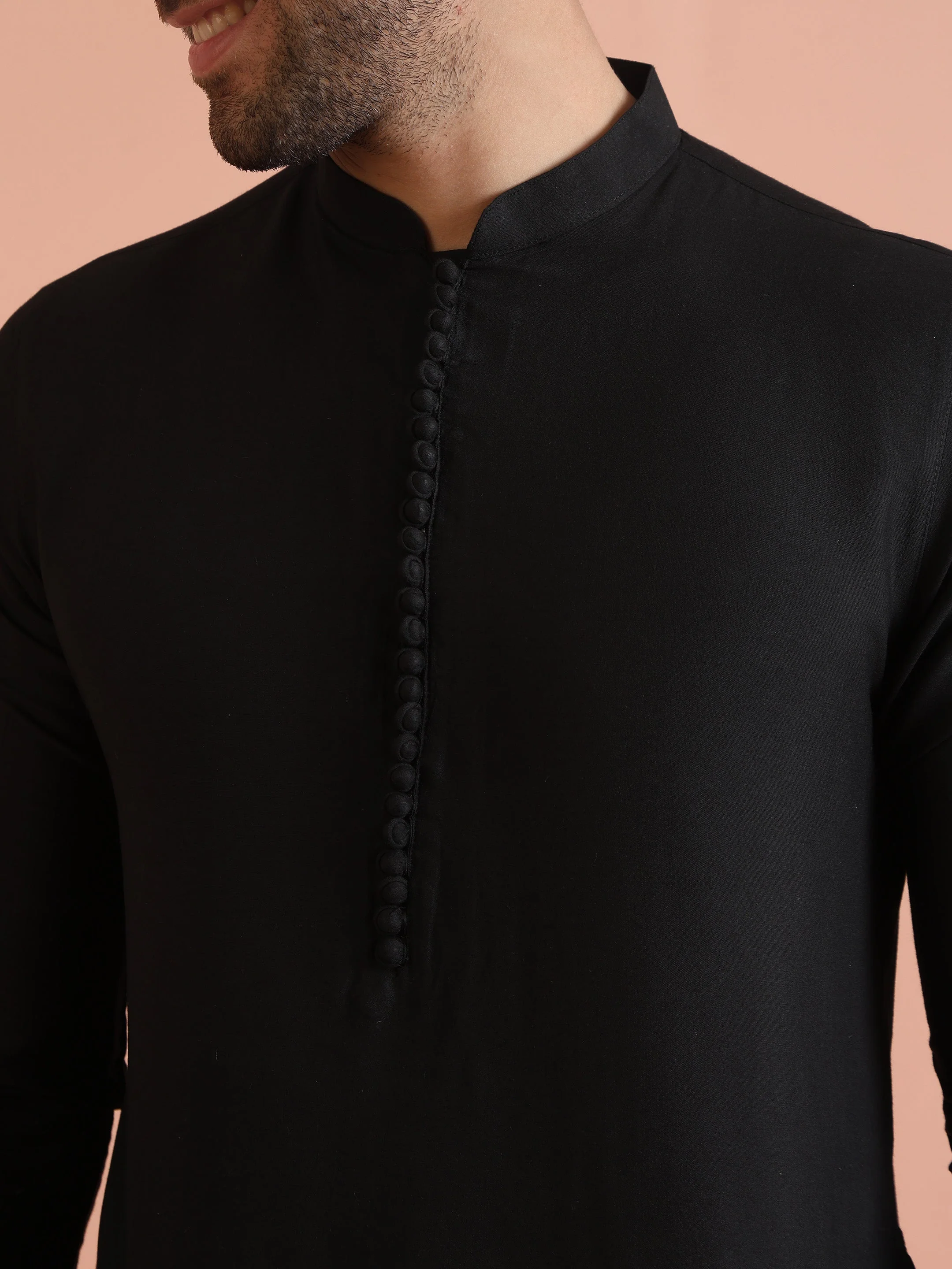 Black Solid Mid Kurta - Image 3