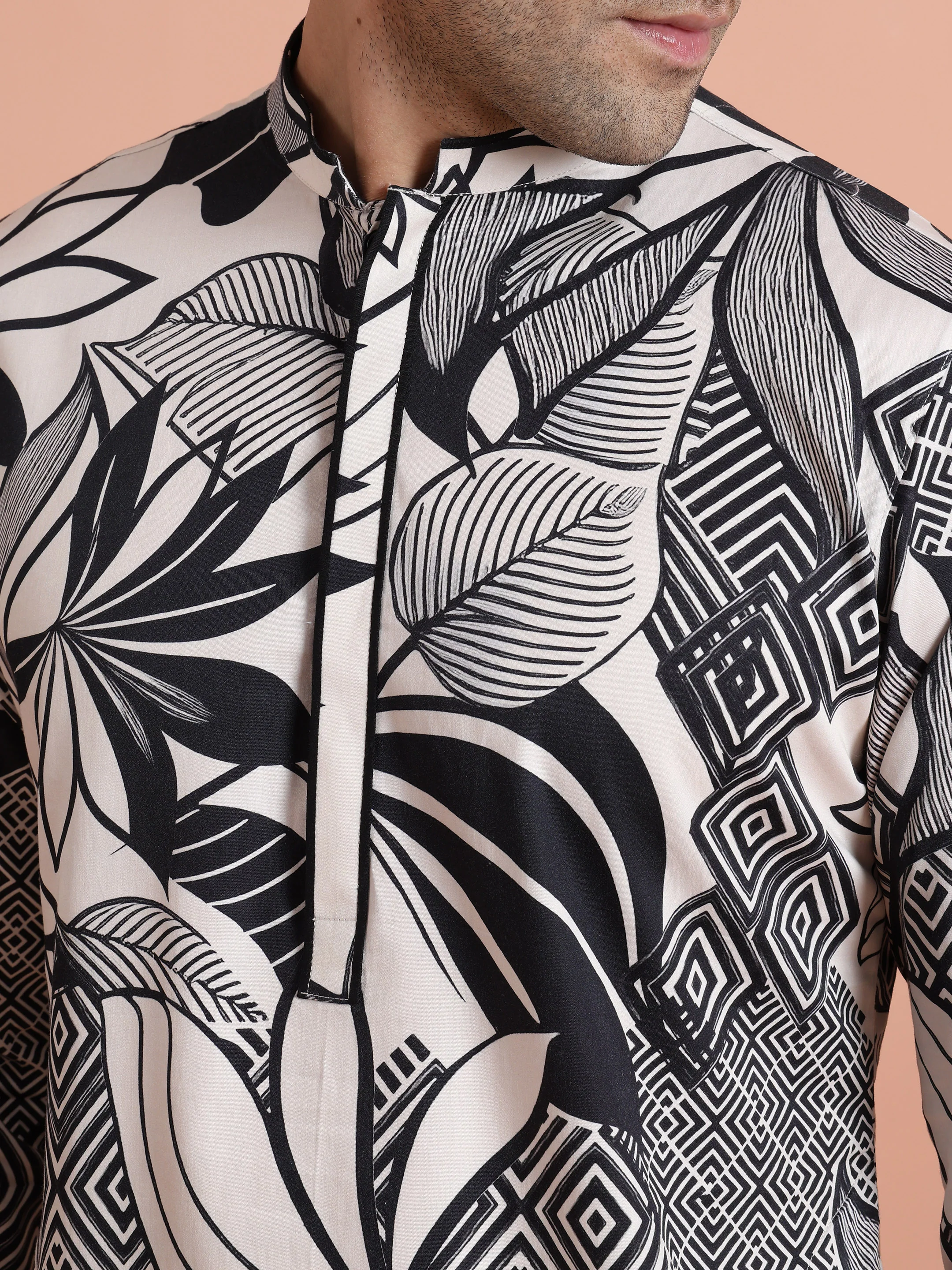 Black & White Printed Long Kurta - Image 5