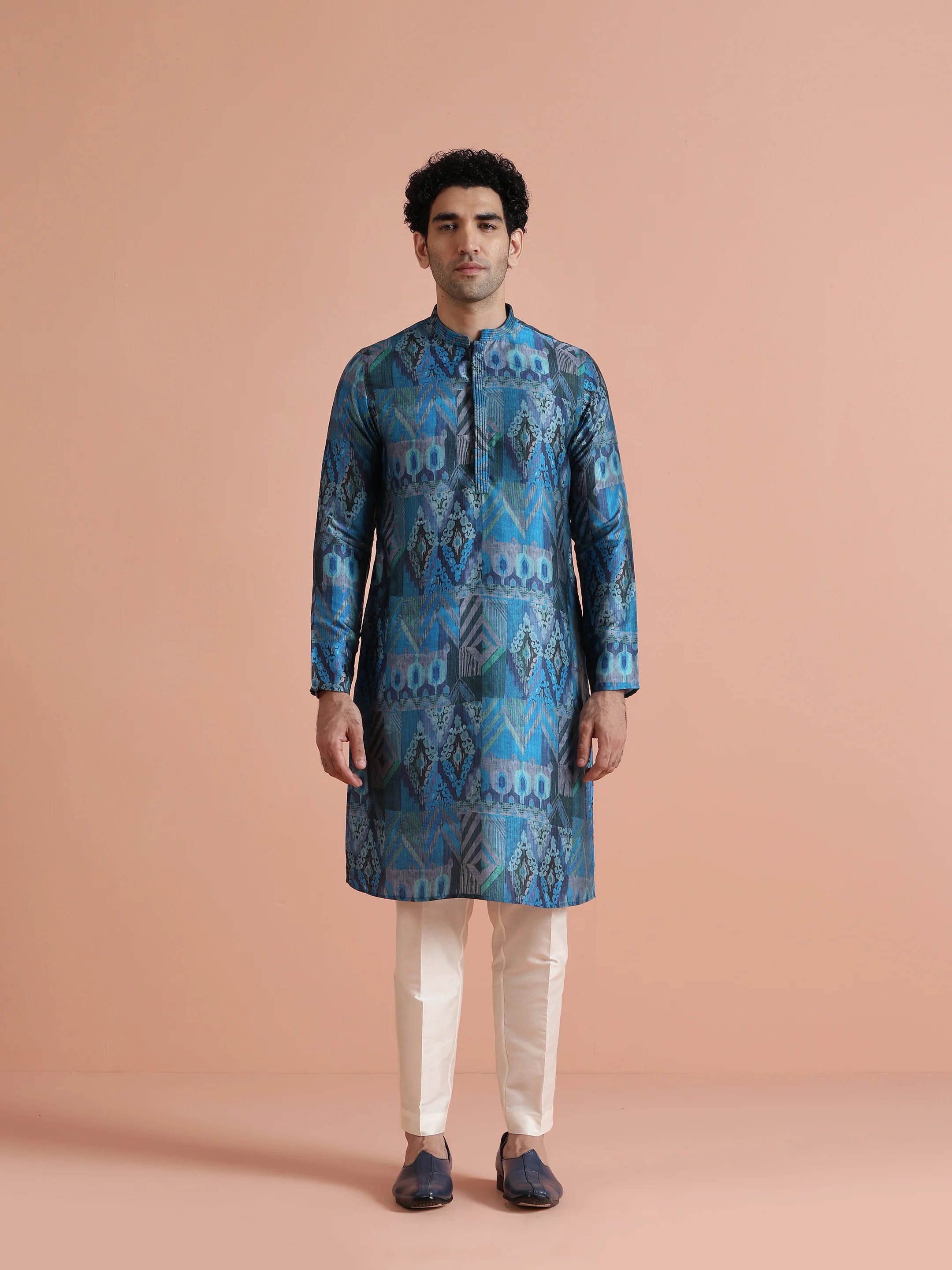 Blue Geometric Printed Kurta - Image 6