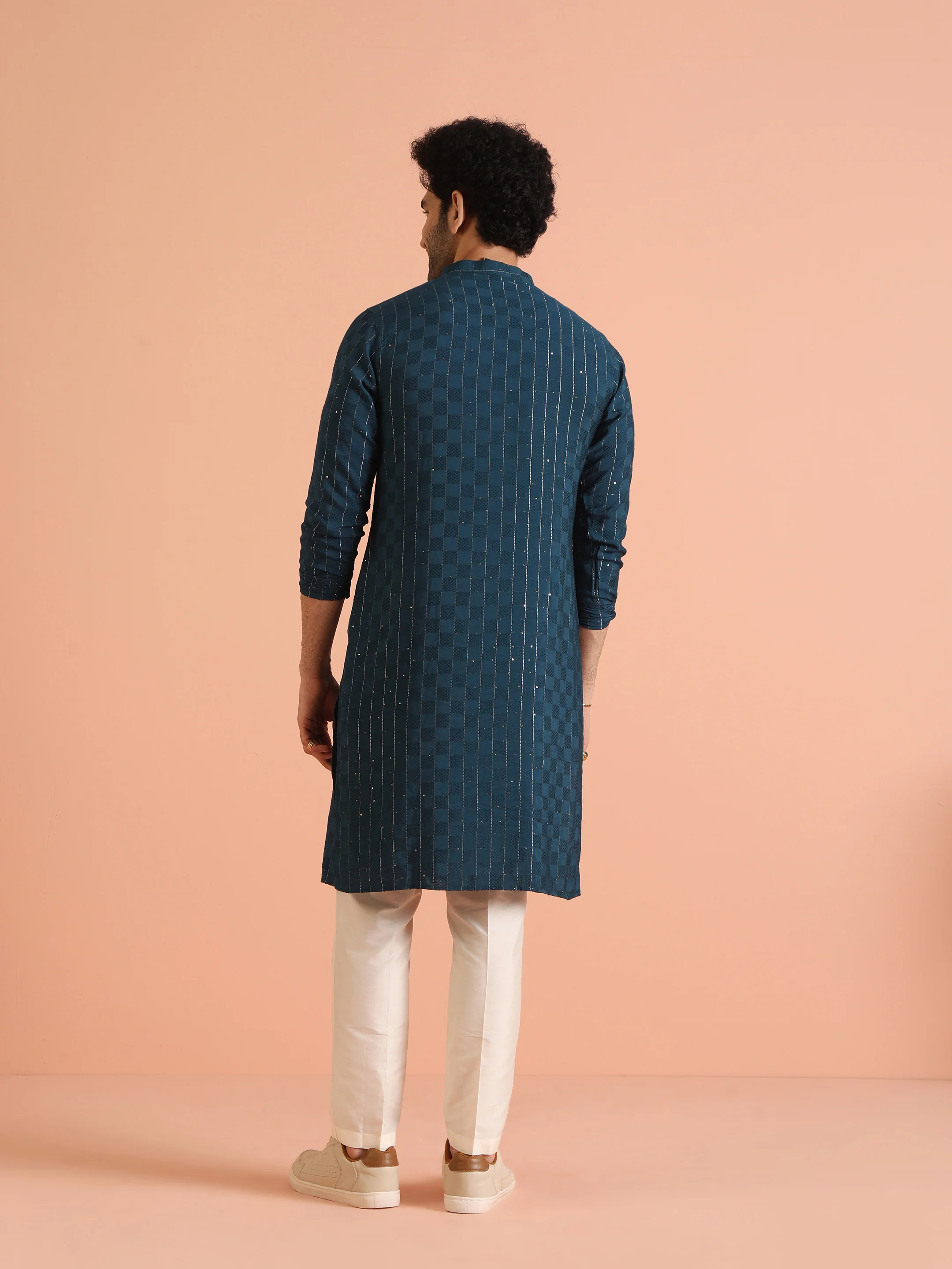 Blue Silk Blend Textured Kurta Trouser Set - Image 4
