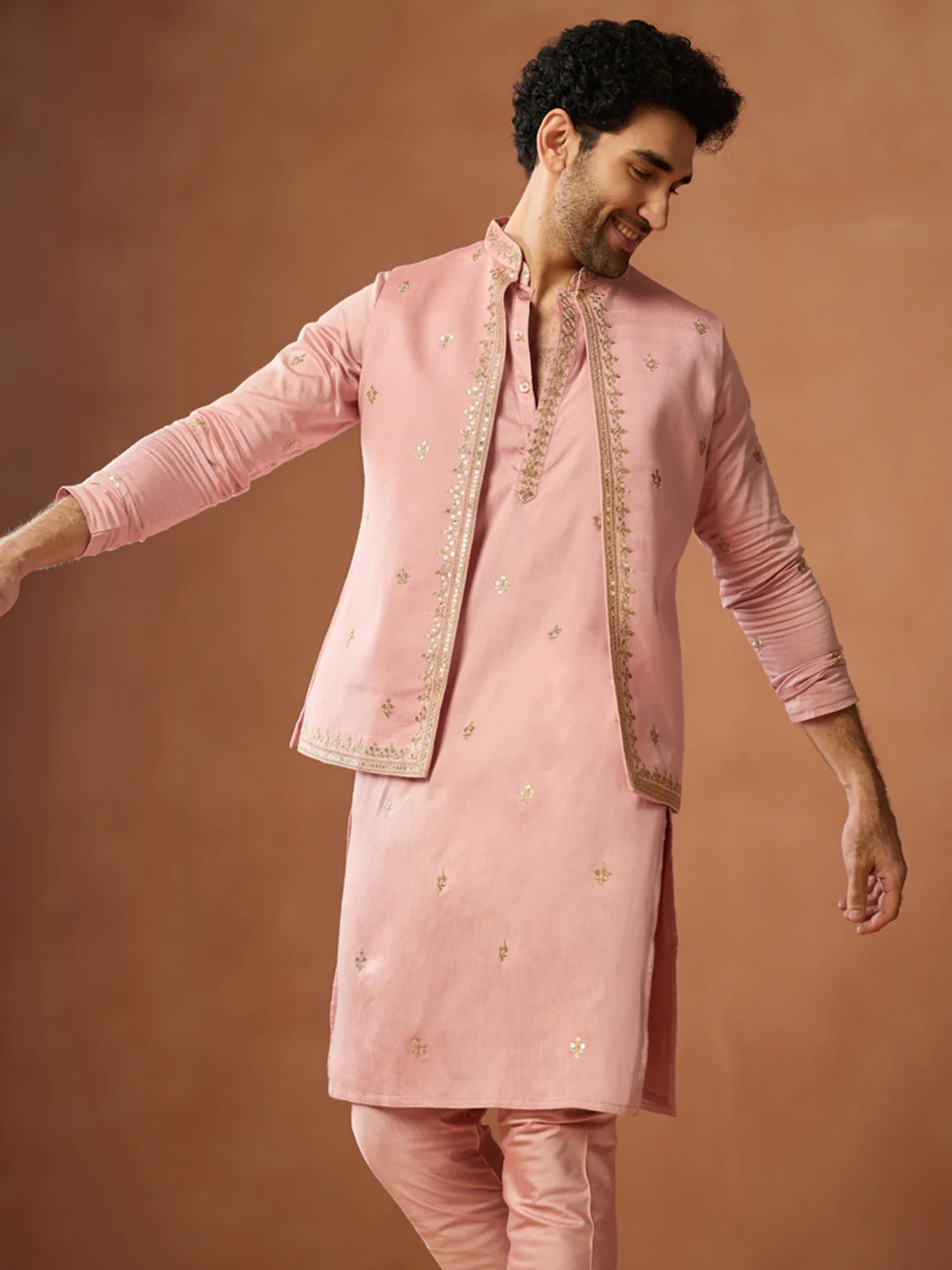 Blush Pink Embroidered Kurta Set - Image 10