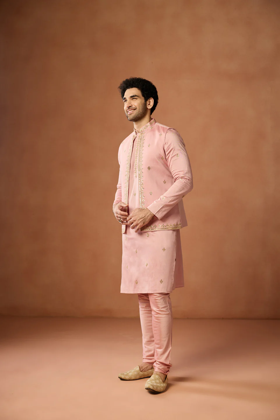 Blush Pink Embroidered Kurta Set - Image 2