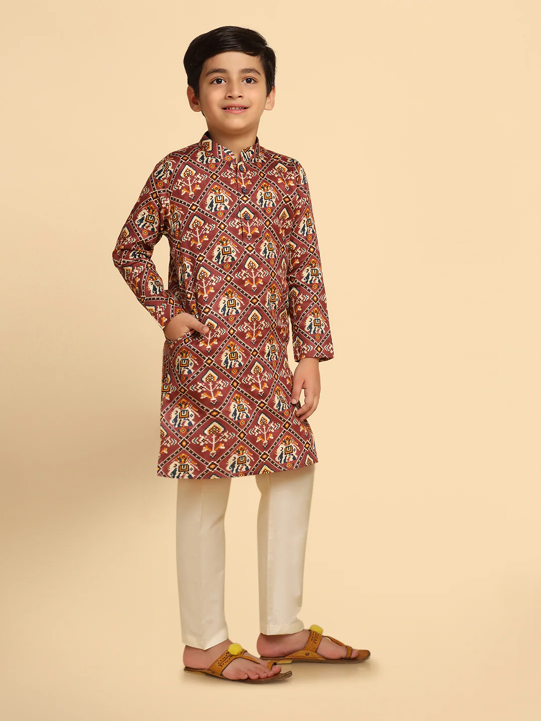 Boy's Multicolour Cotton Blend Printed Kurta Pyjama Set - Image 7