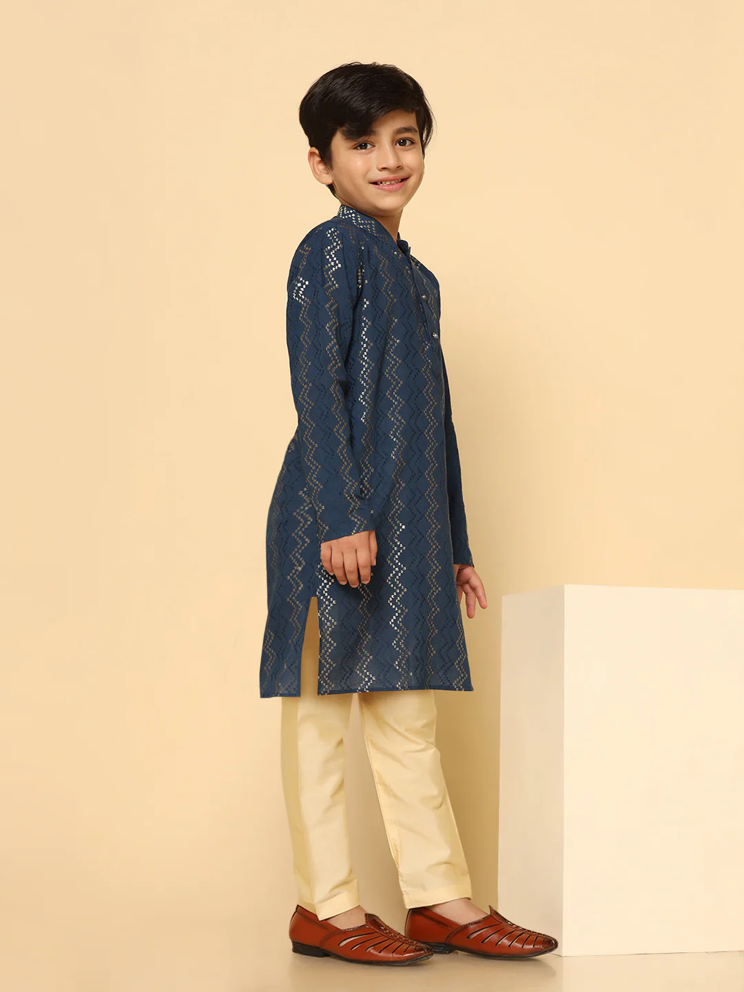 Boy's Navy Blue Cotton Blend Embroidered Kurta Pyjama Set