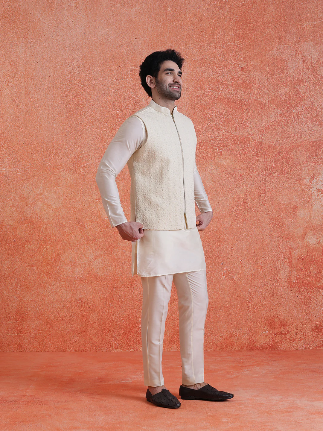 Cream Silk Blend Jacquard Jacket with Zip - Image 3