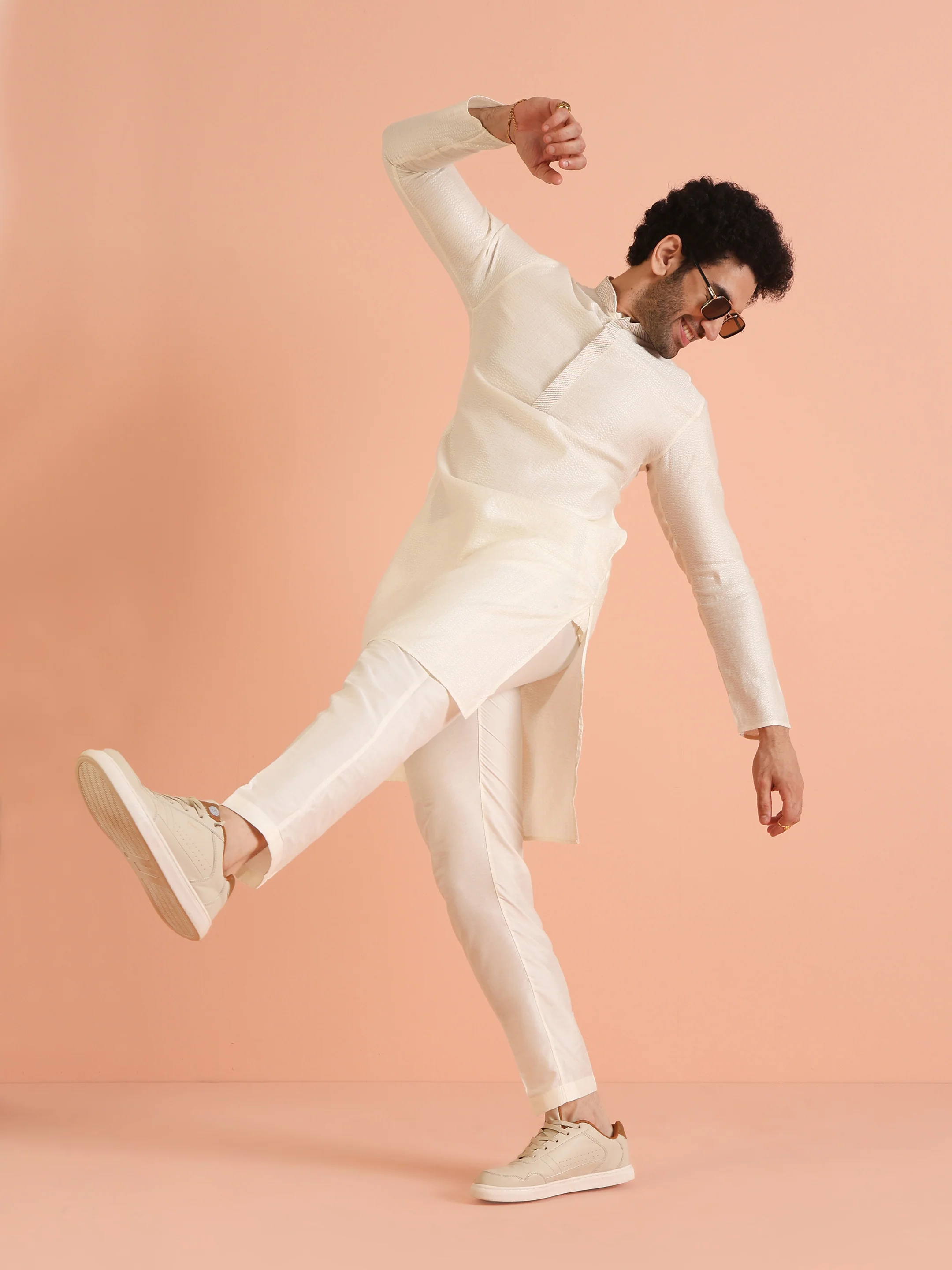 Cream Silk Blend Textured Long Kurta - Image 6