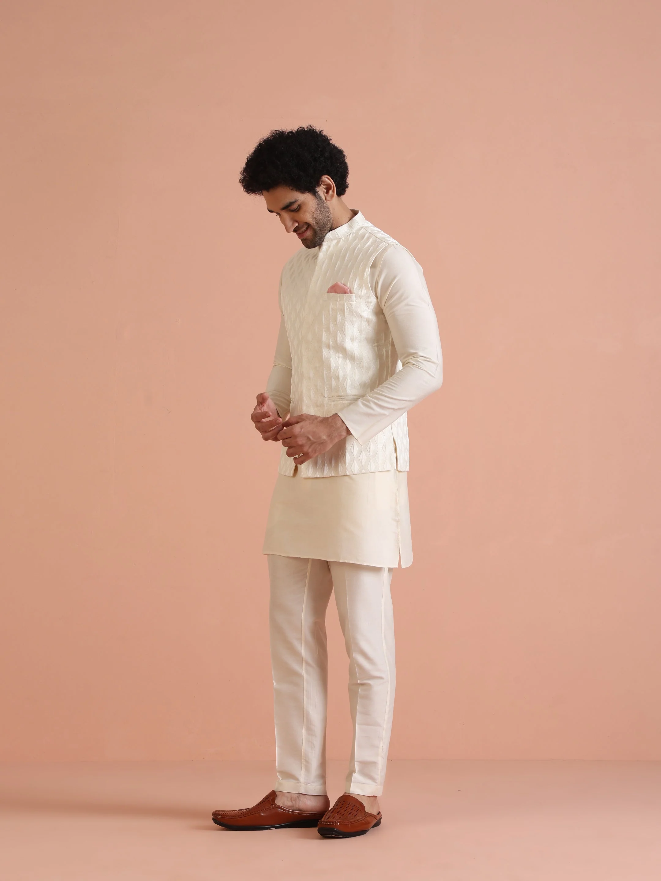 Cream Silk Blend Textured Nehru Jacket Kurta Set - Image 2