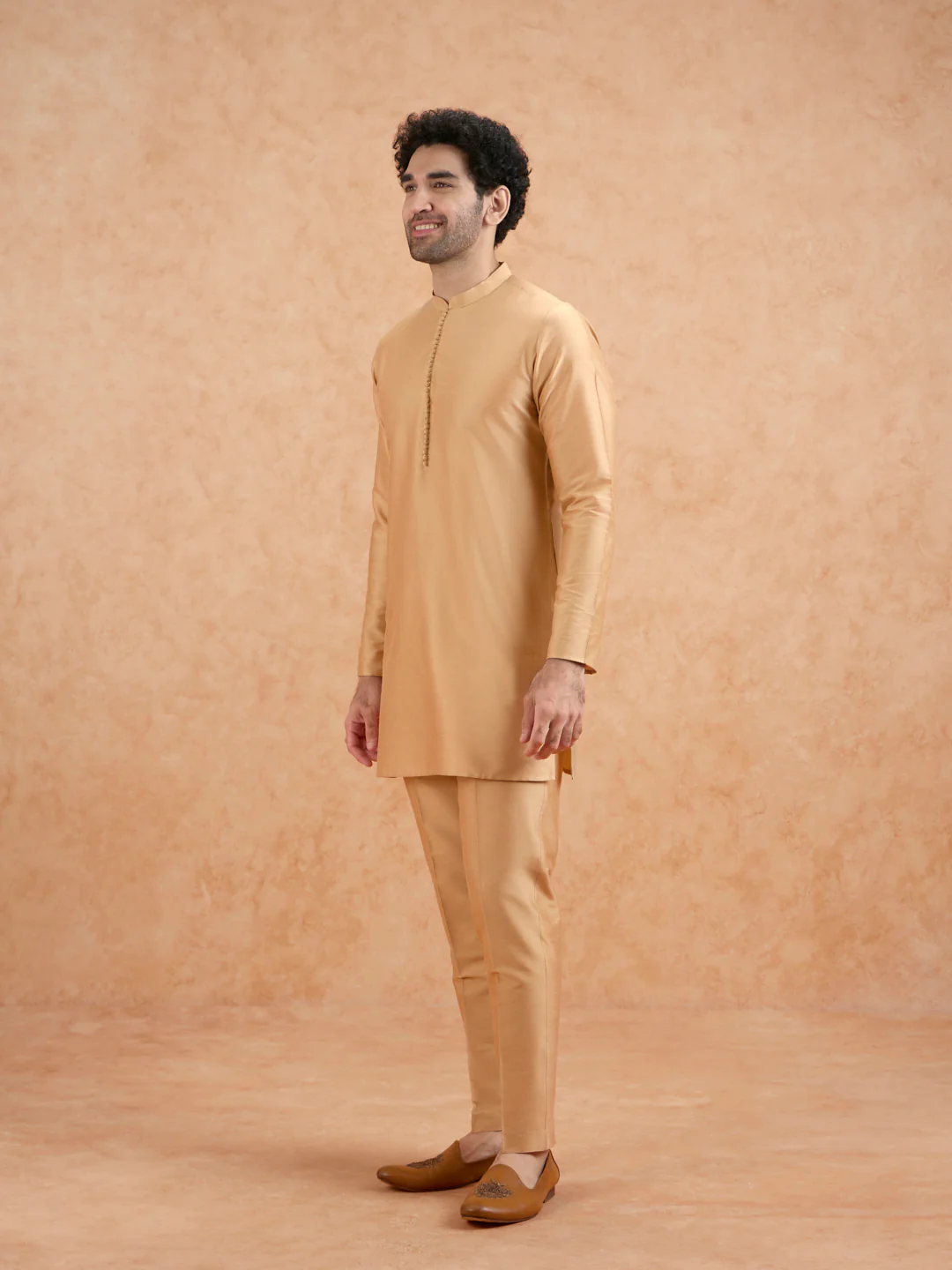 Golden Poly Silk Solid Mid Kurta Trouser Set - Image 2
