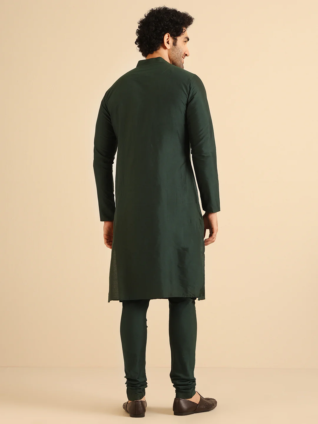 Green Cotton Blend Solid Kurta Churidar Set - Image 4