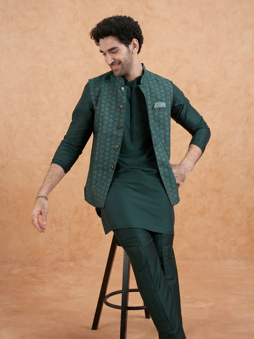 Green Mid Kurta Jacket Trouser Set - Image 9