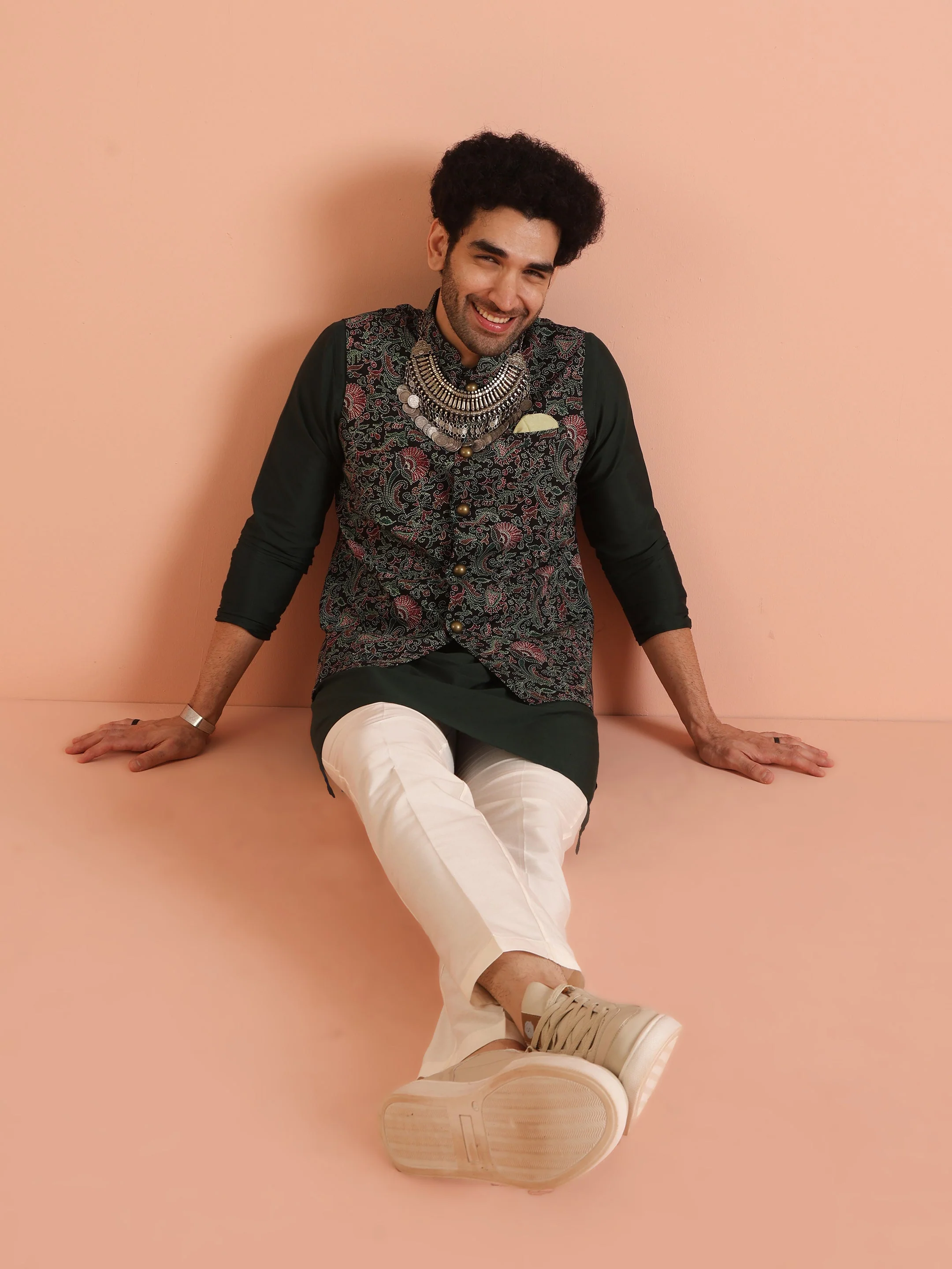 Green Multi Kantha Print Jacket Kurta Trouser Set - Image 2