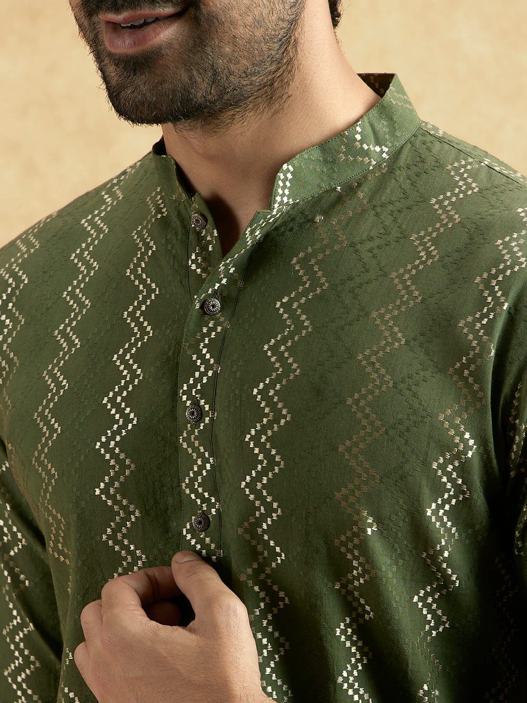 Green Silk Blend Textured Kurta Trouser Set - Image 5