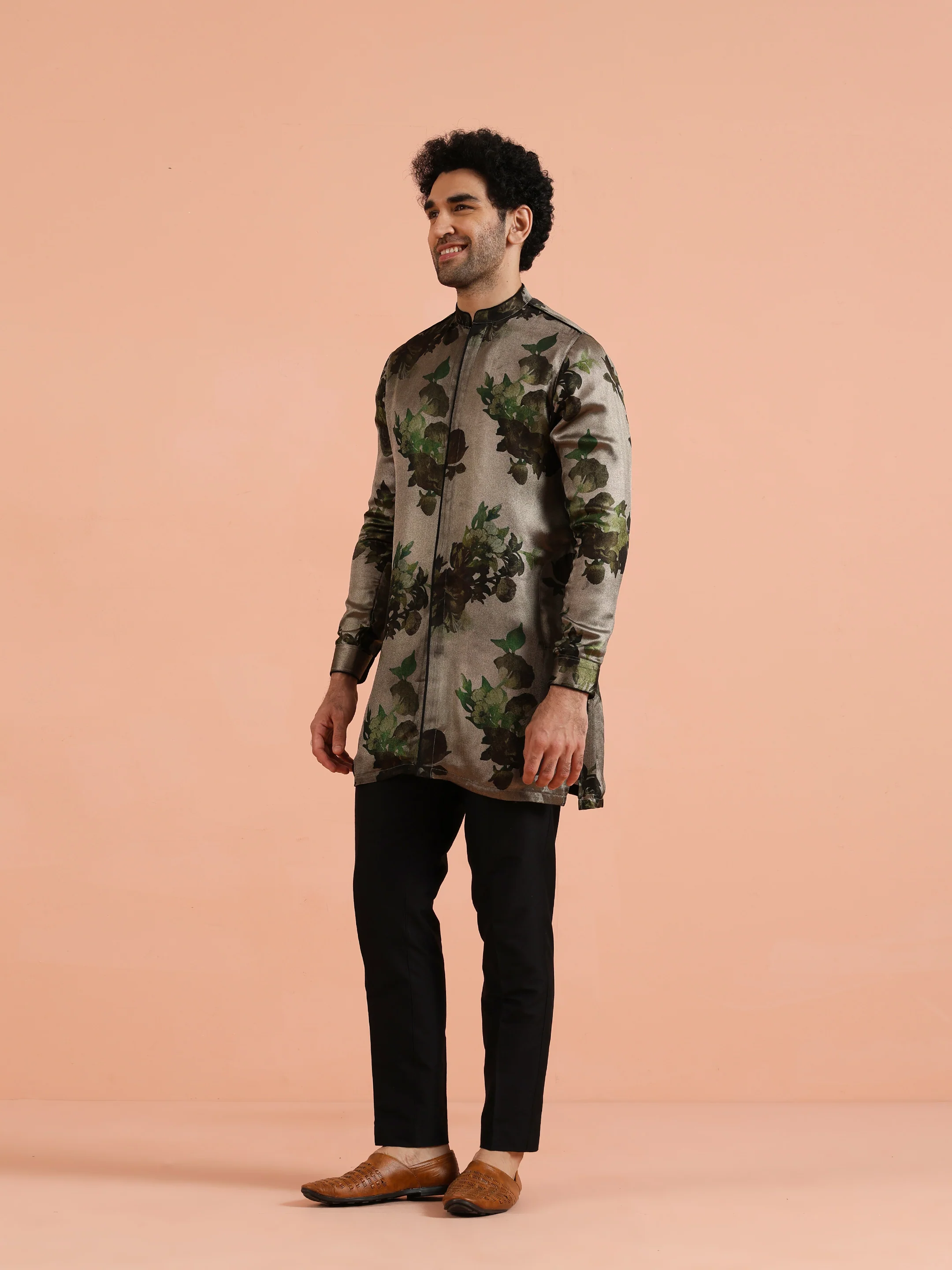 Grey Floral Printed Mid Kurta - Image 3