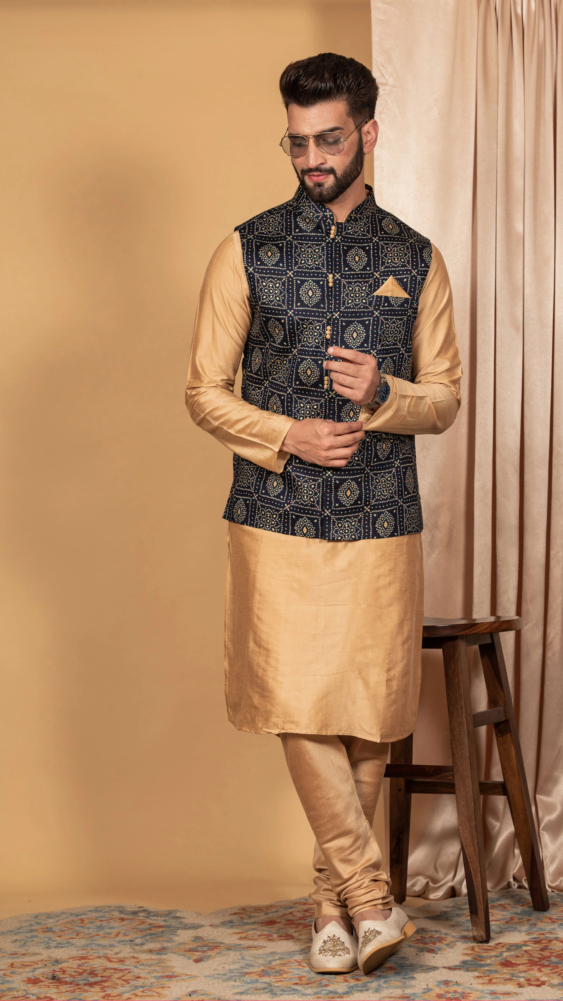 Men Navy Blue Kurta Jacket Set - Image 2
