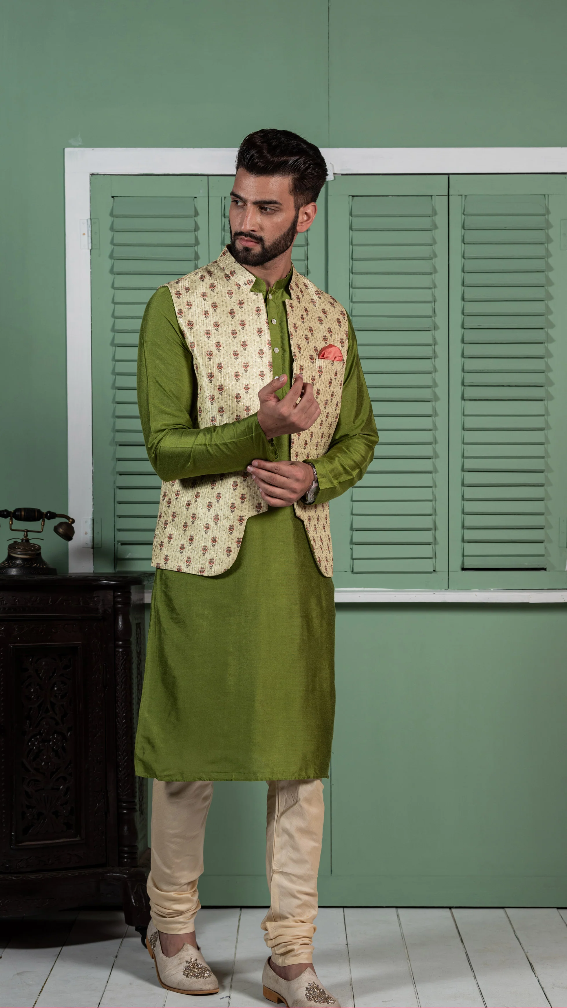 Men Lime Green Kurta Jacket Set - Image 2