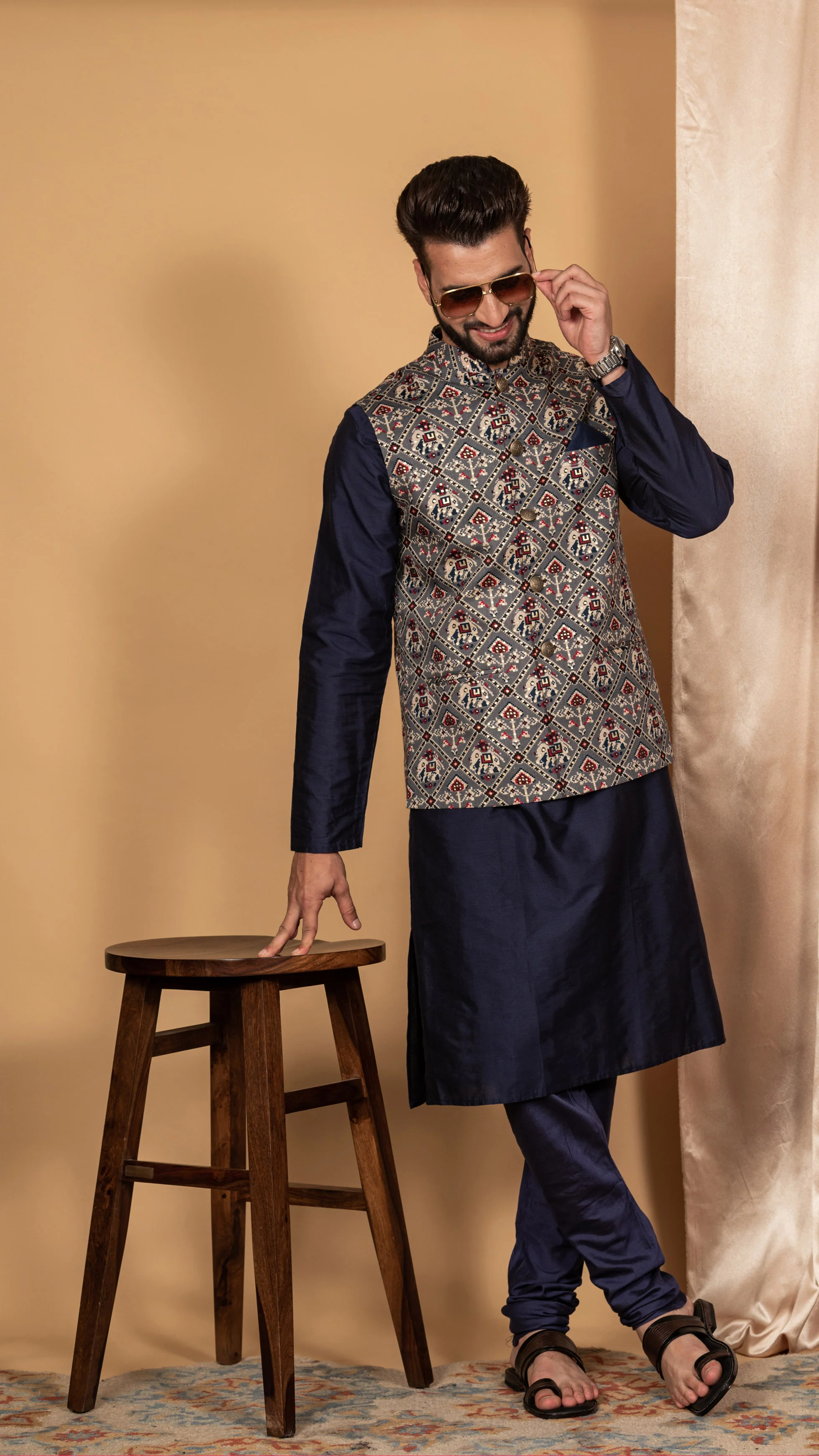 Men Grey Kurta Jacket Set - Image 7