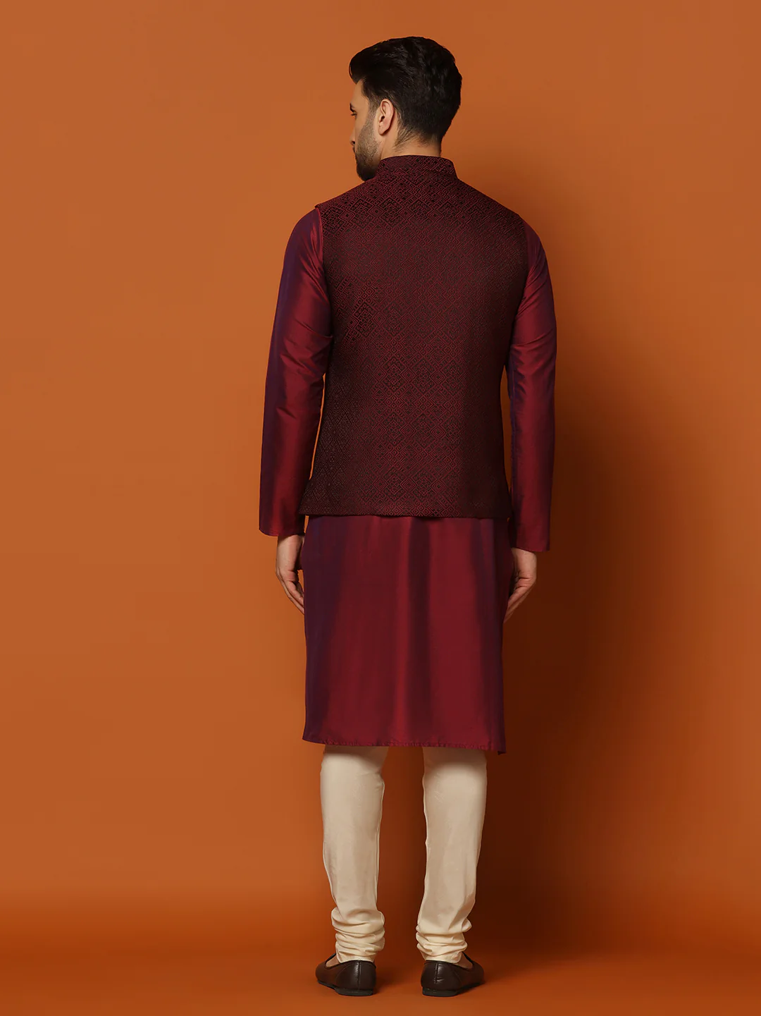 Maroon Cotton Woven Nehru Jacket Kurta Churidar - Image 4