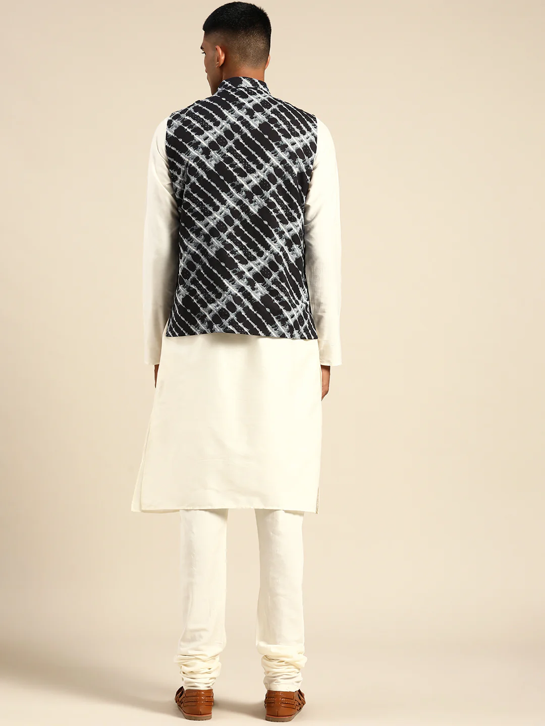 Kisah Men Black Color Kurta Jacket Set - Image 3