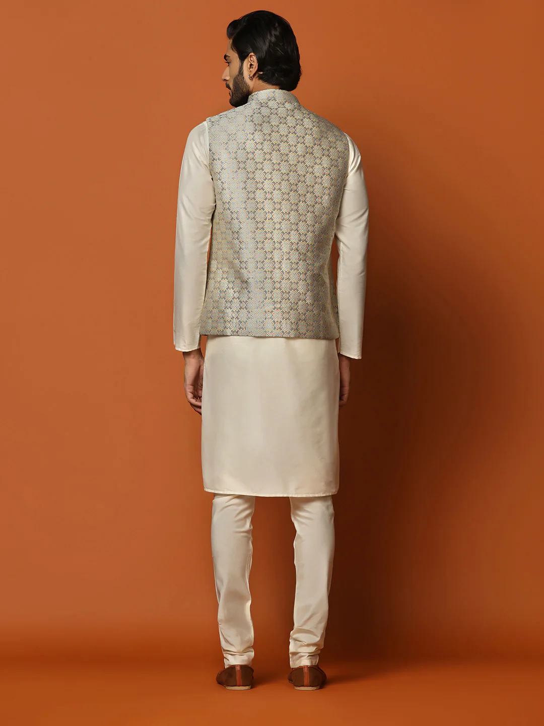 Cream Silk Blend Textured Nehru Jacket Kurta Churidar - Image 4