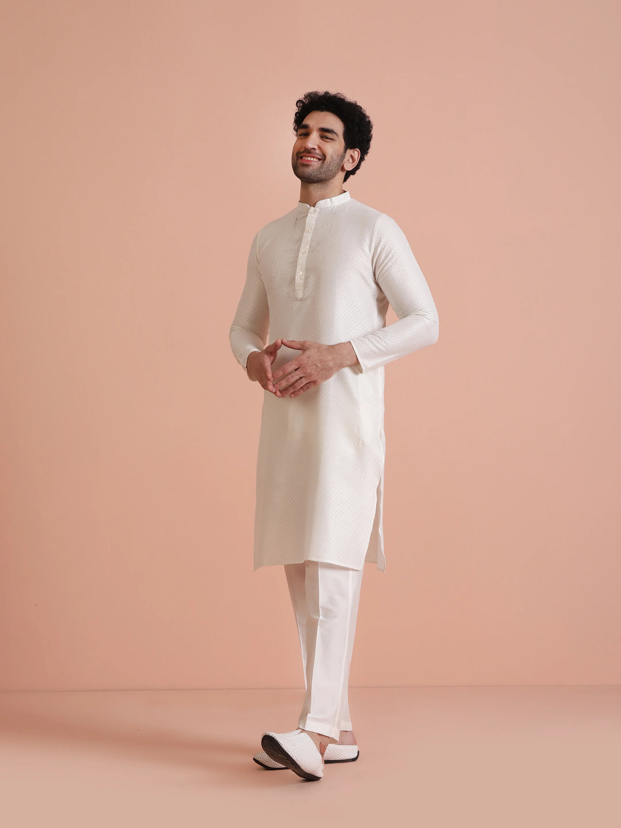 Men White Woven Design Kurta - Image 3