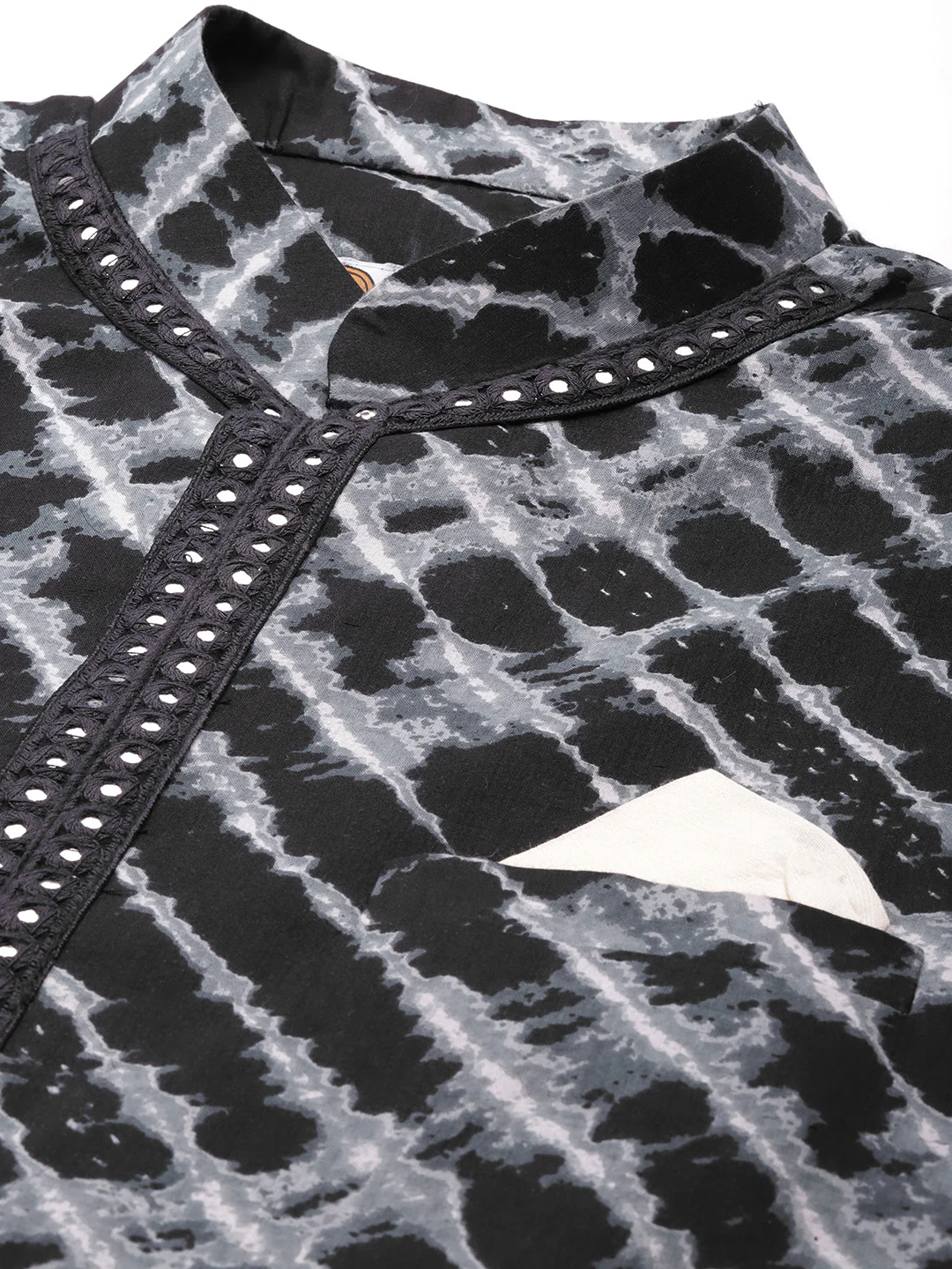 Kisah Men Black Color Kurta Jacket Set - Image 4