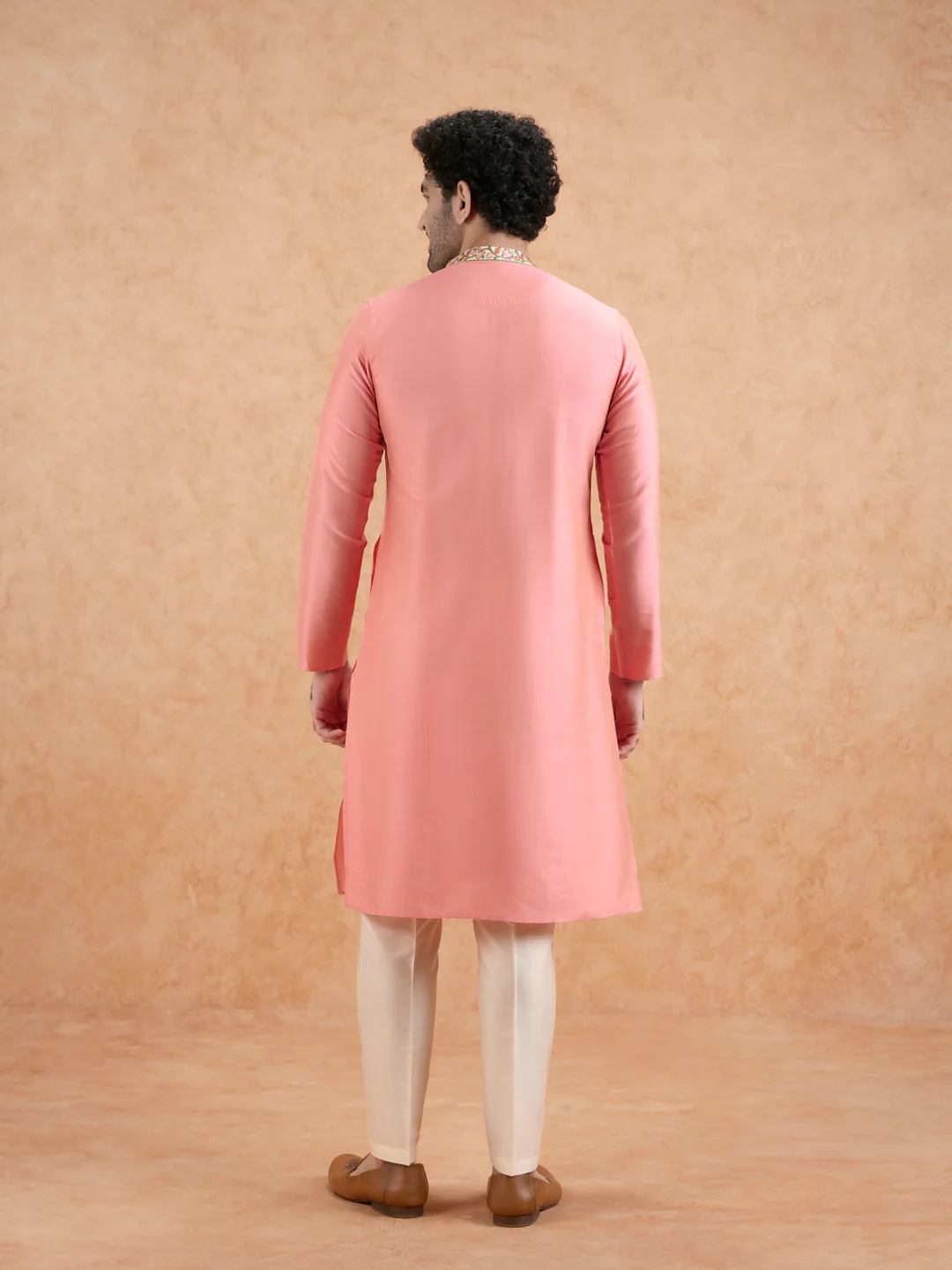 Men's Pink Kurta Trousers Set - Image 5