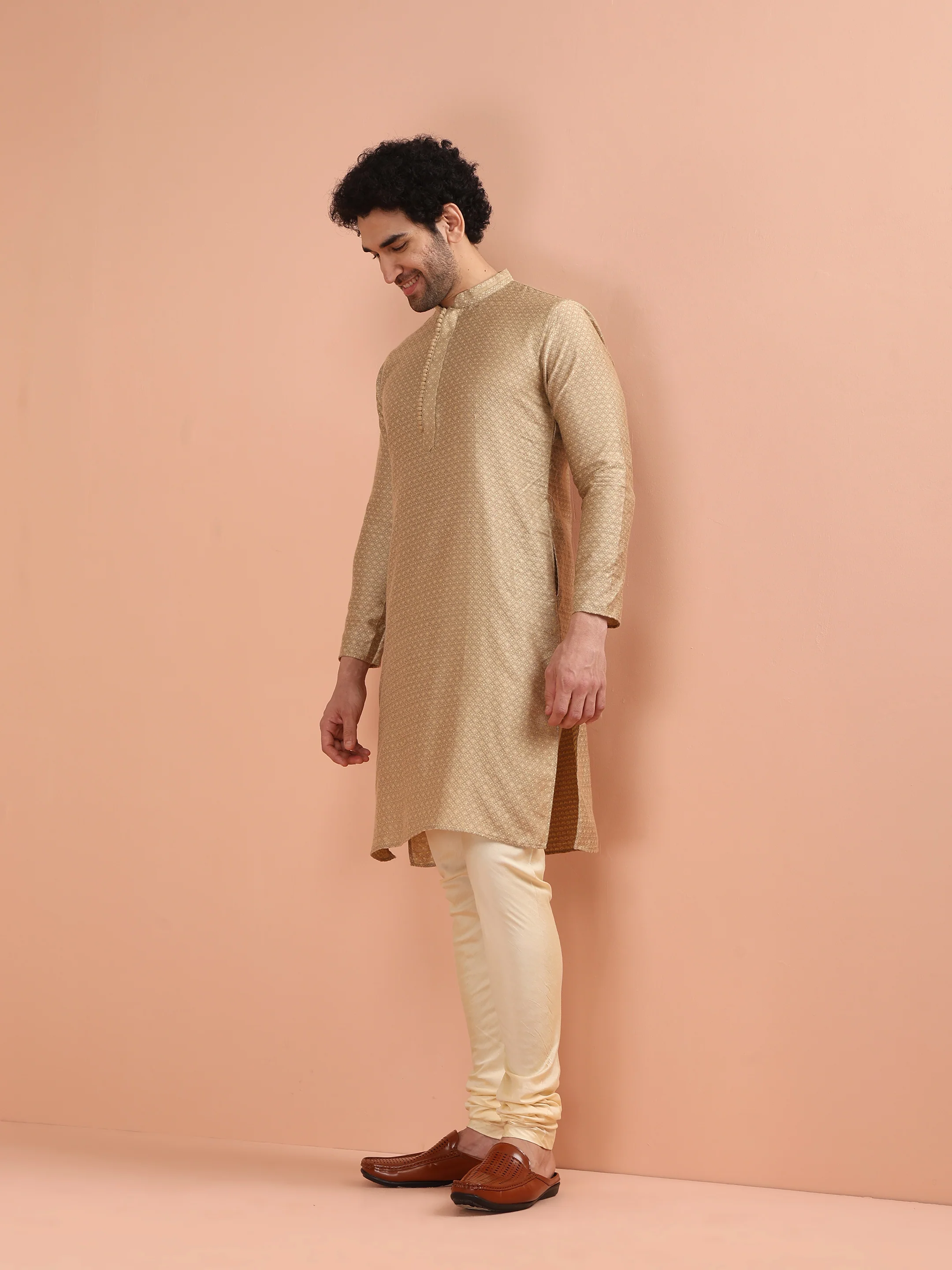 Beige Silk Blend Textured Kurta Cream Churidar - Image 2