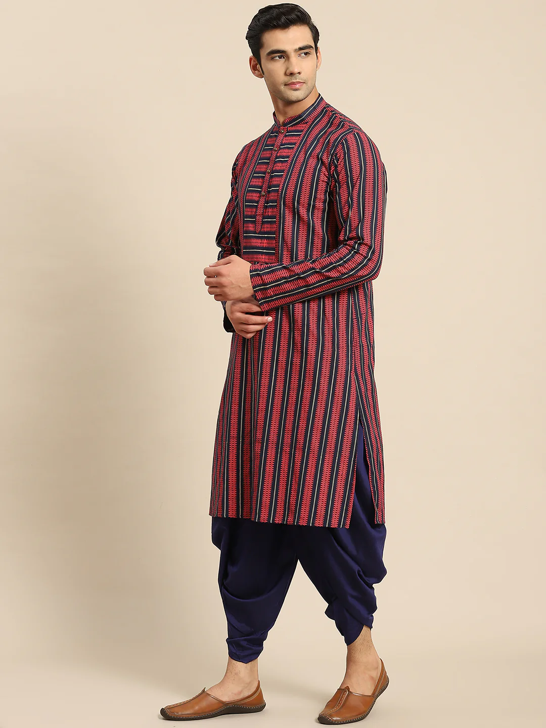 Men Red Ethnic Motifs Kurta - Image 2