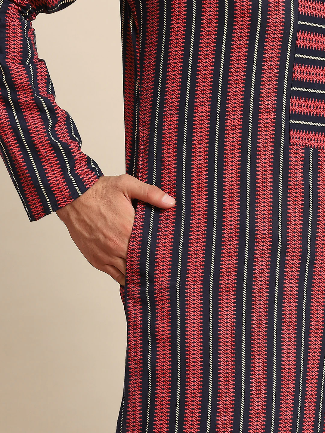 Kisah Men Red Kurta Set - Image 3