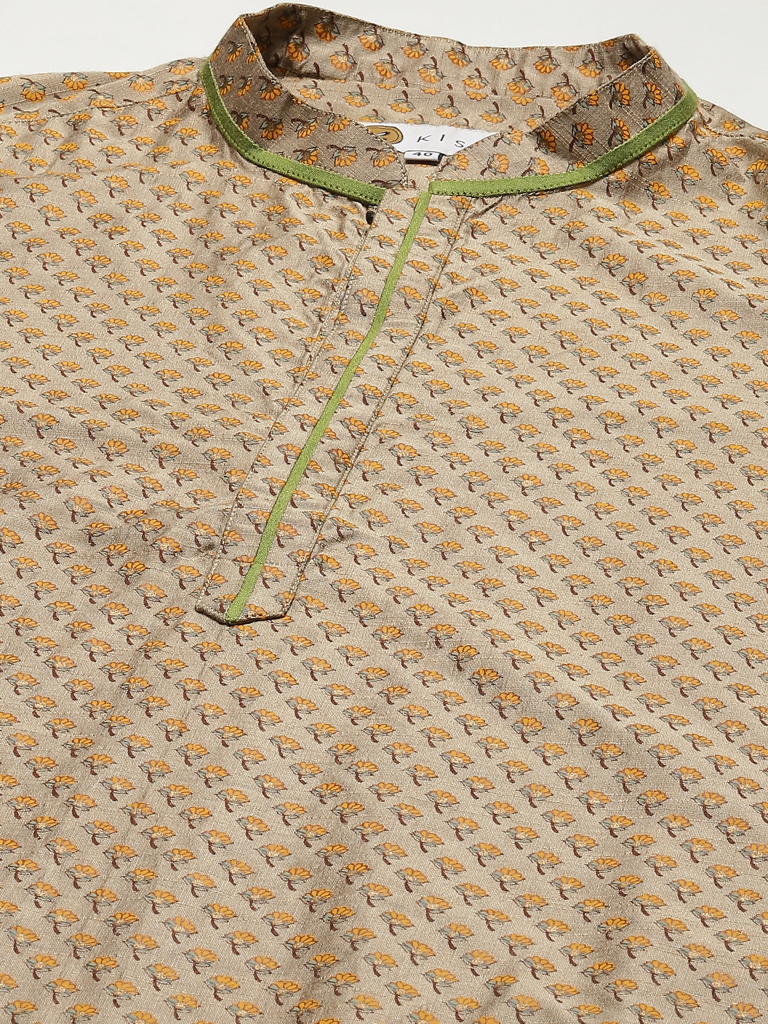 Men Gold Stripes Kurta - Image 4
