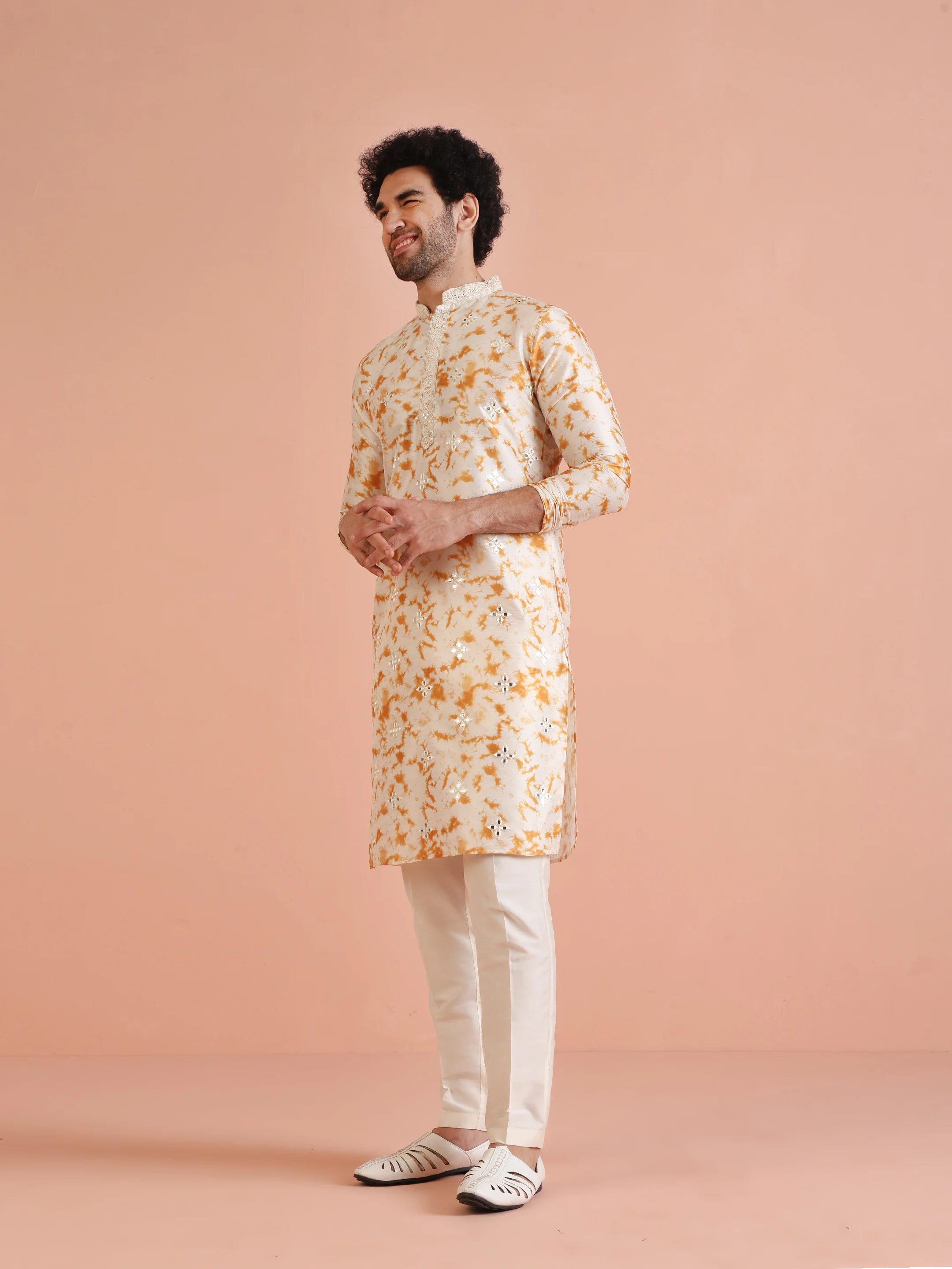 Cream Cotton Silk Mirror Work Kurta Trouser Set - Image 3
