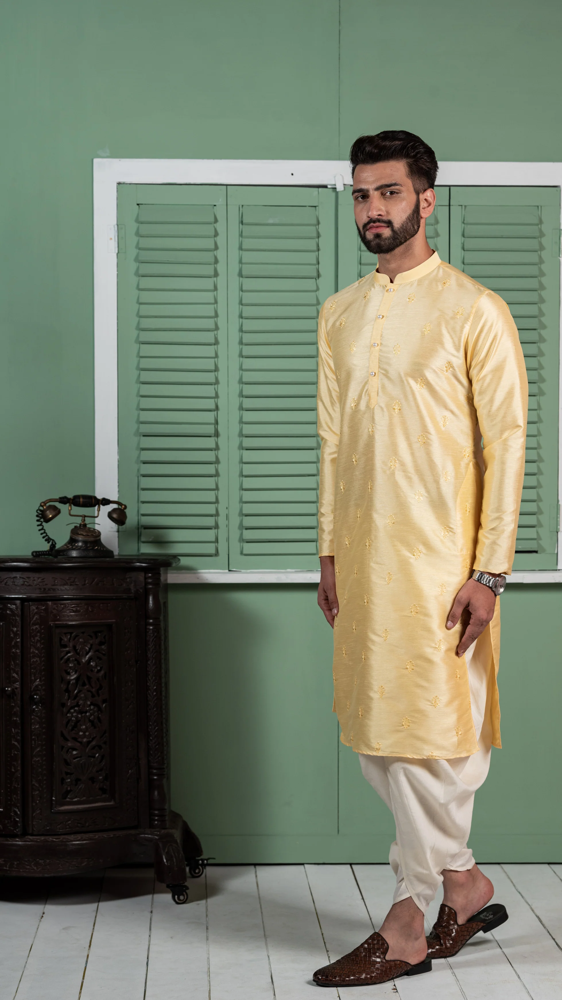 Men Yellow Floral Kurta - Image 2