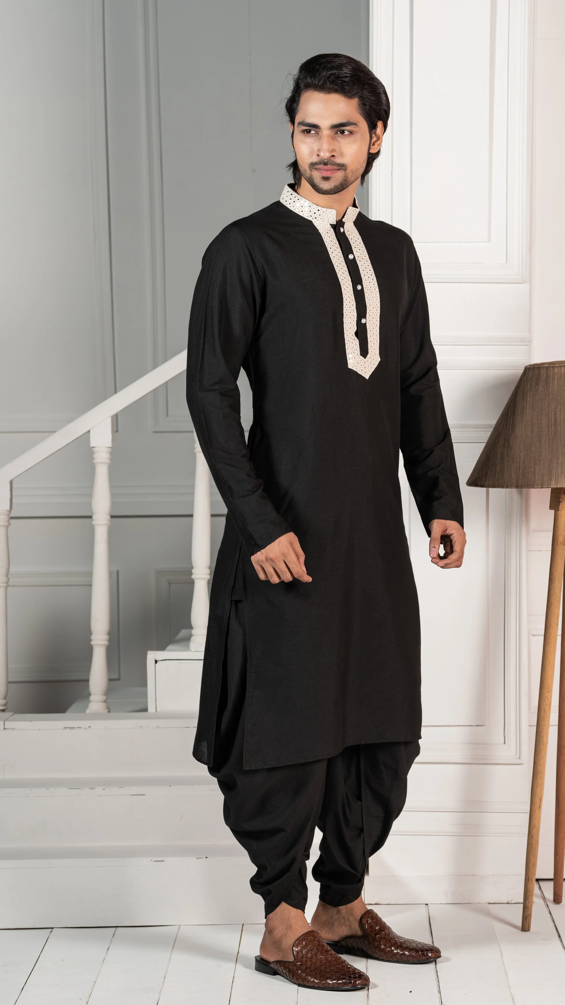 Kisah Men Black Kurta Set - Image 2