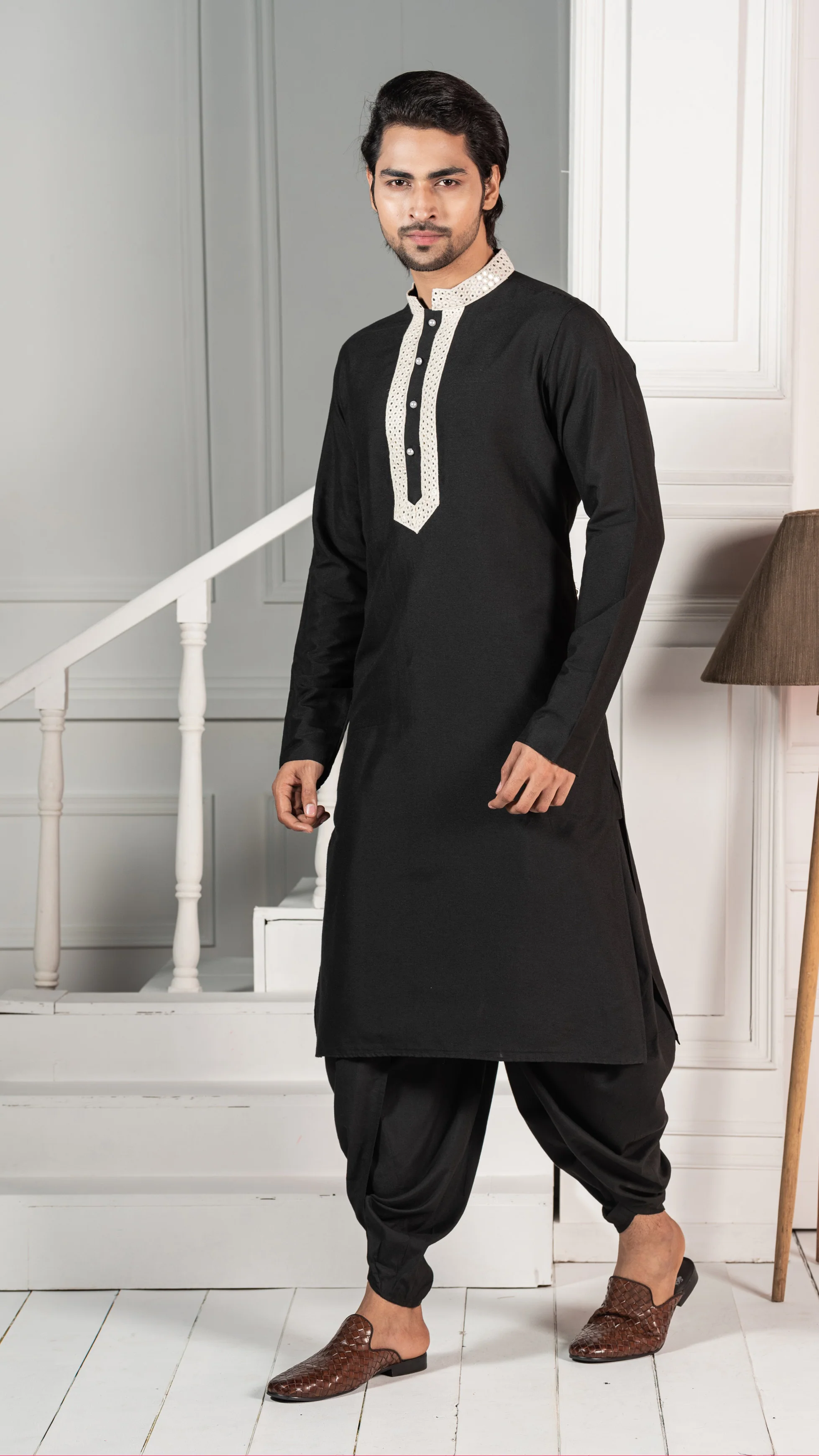 Kisah Men Black Kurta Set - Image 6