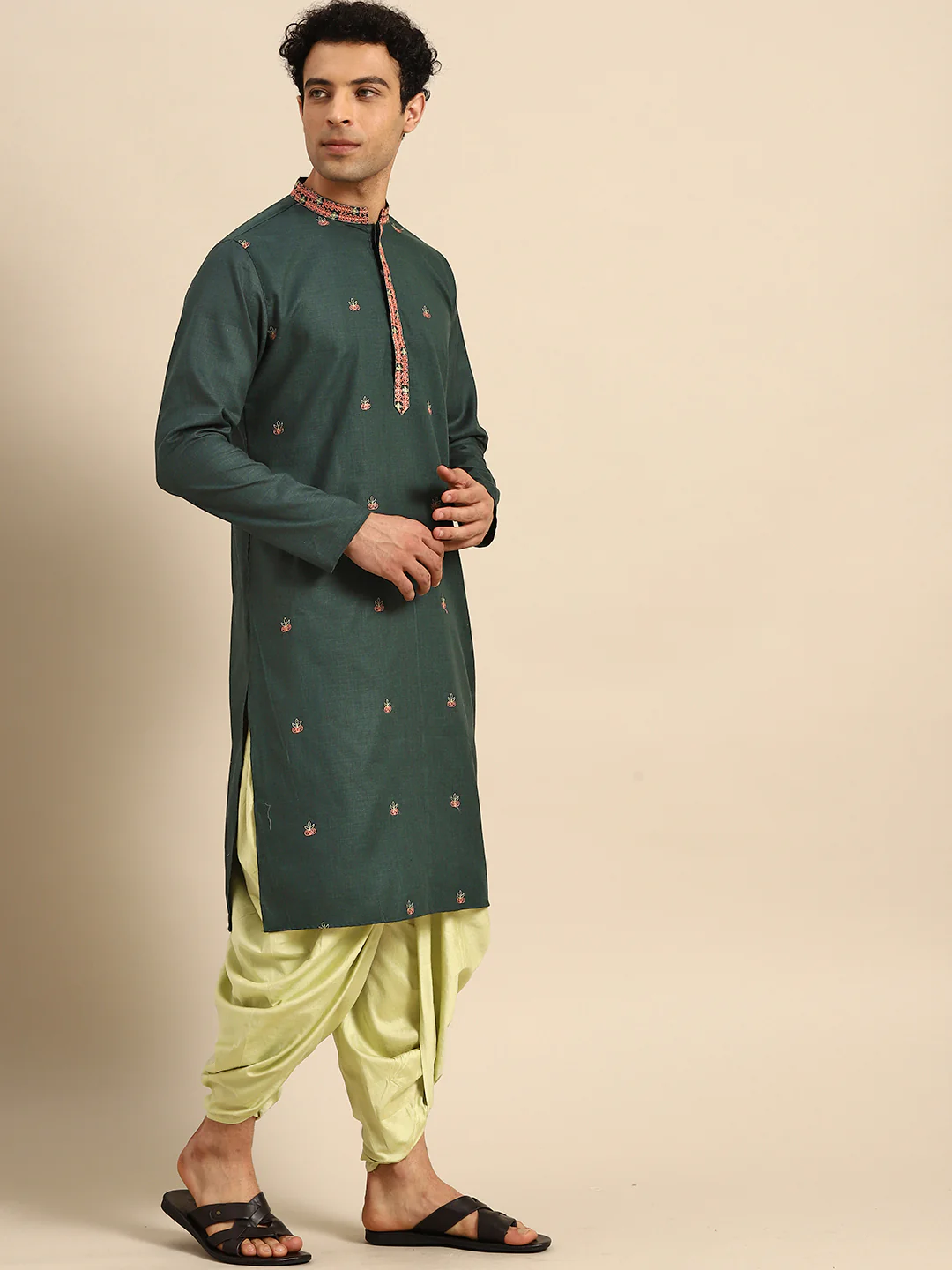 Men Green Kurta Set - Image 2