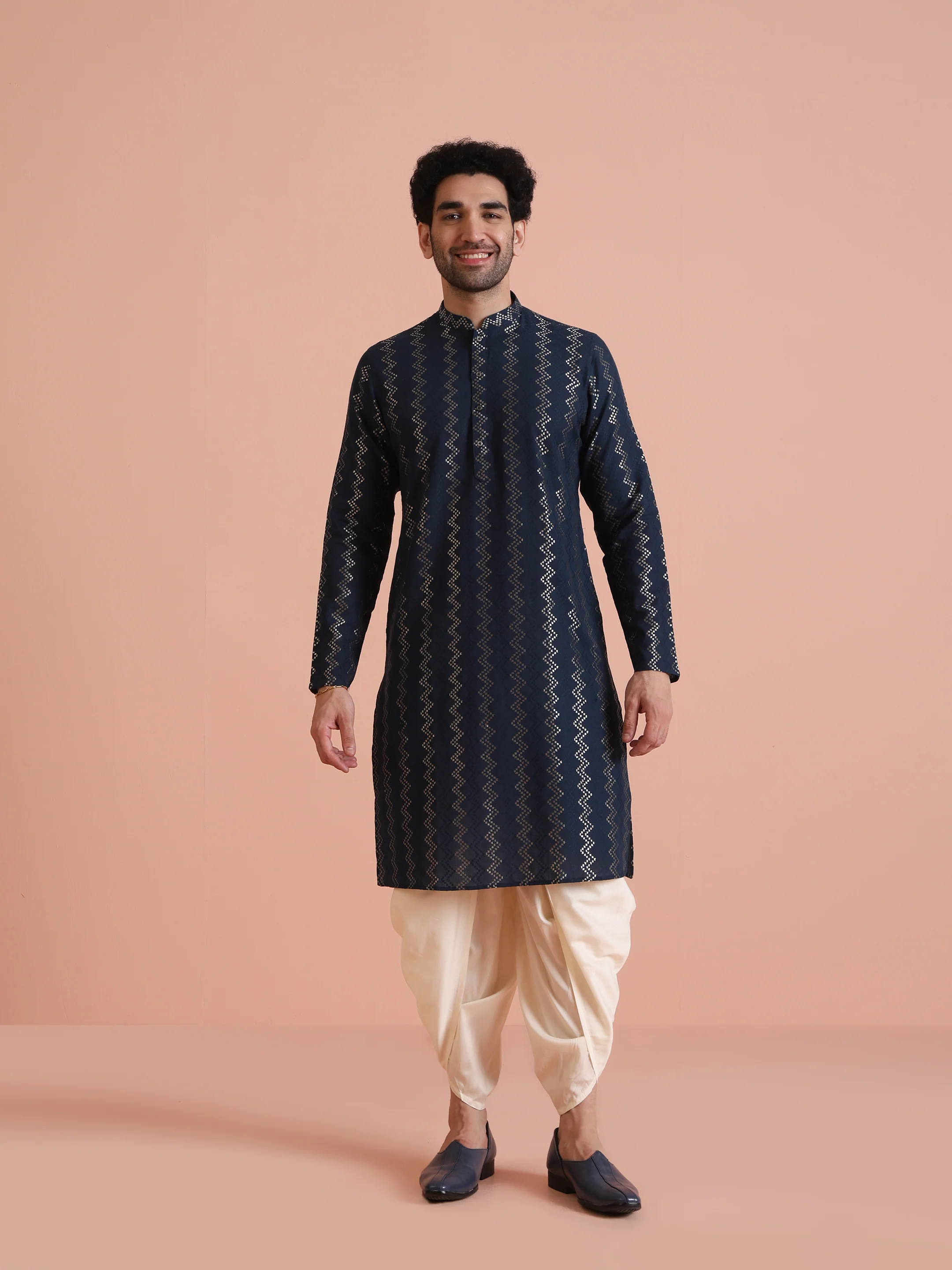 Navy Art Silk Zigzag Kurta - Image 6