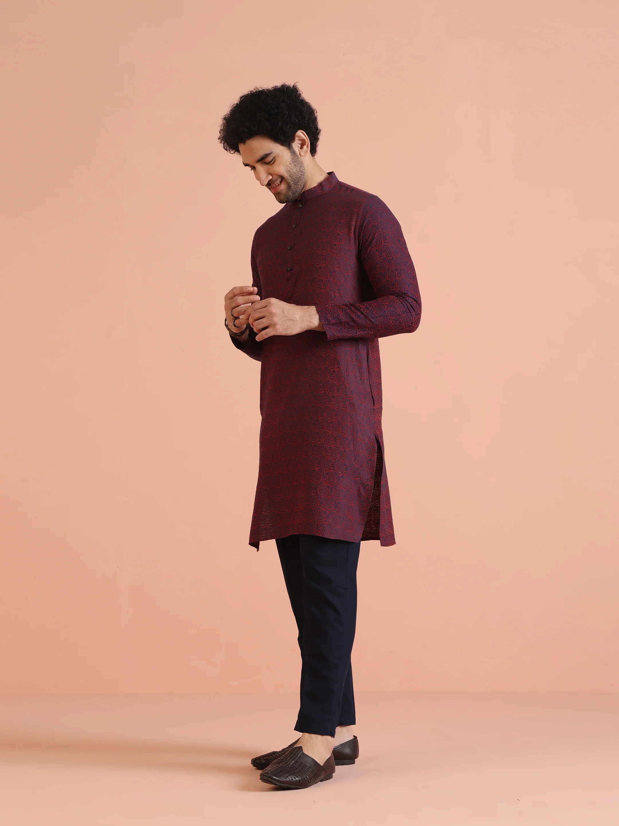 Maroon Cotton Silk Printed Kurta with Trouser - Image 3