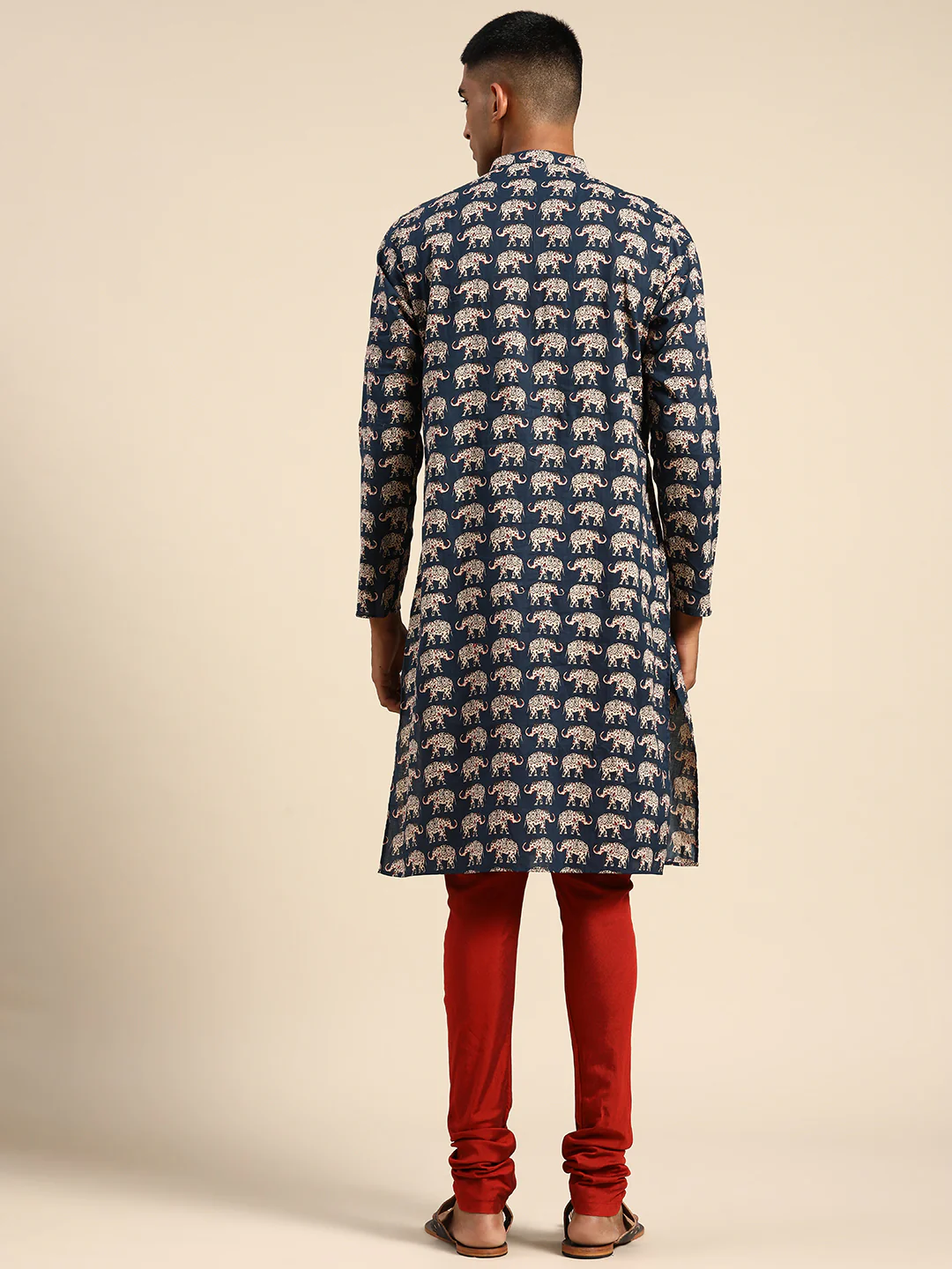 Kisah Men Navy blue Kurta Set - Image 7