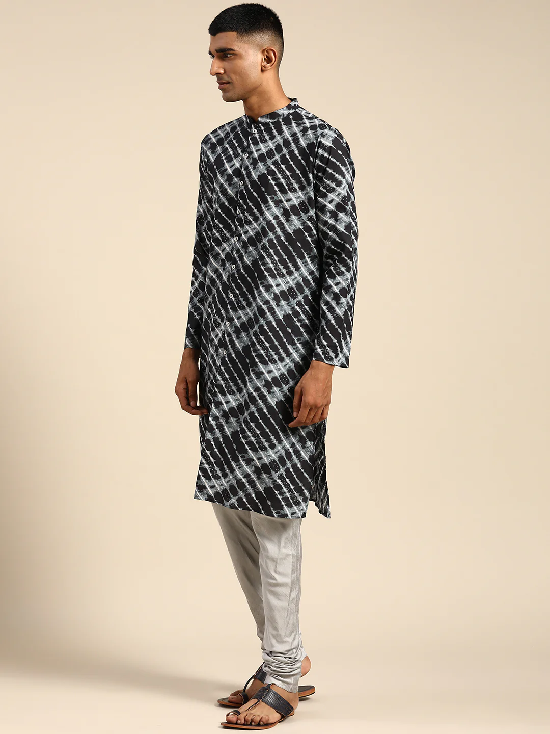 Kisah Men Black Kurta Set - Image 2